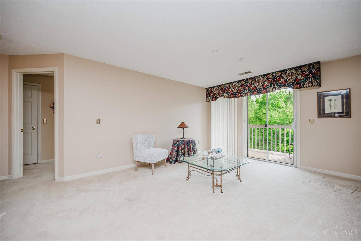 West Chester, OH 45069,7636 Shawnee Ln #206