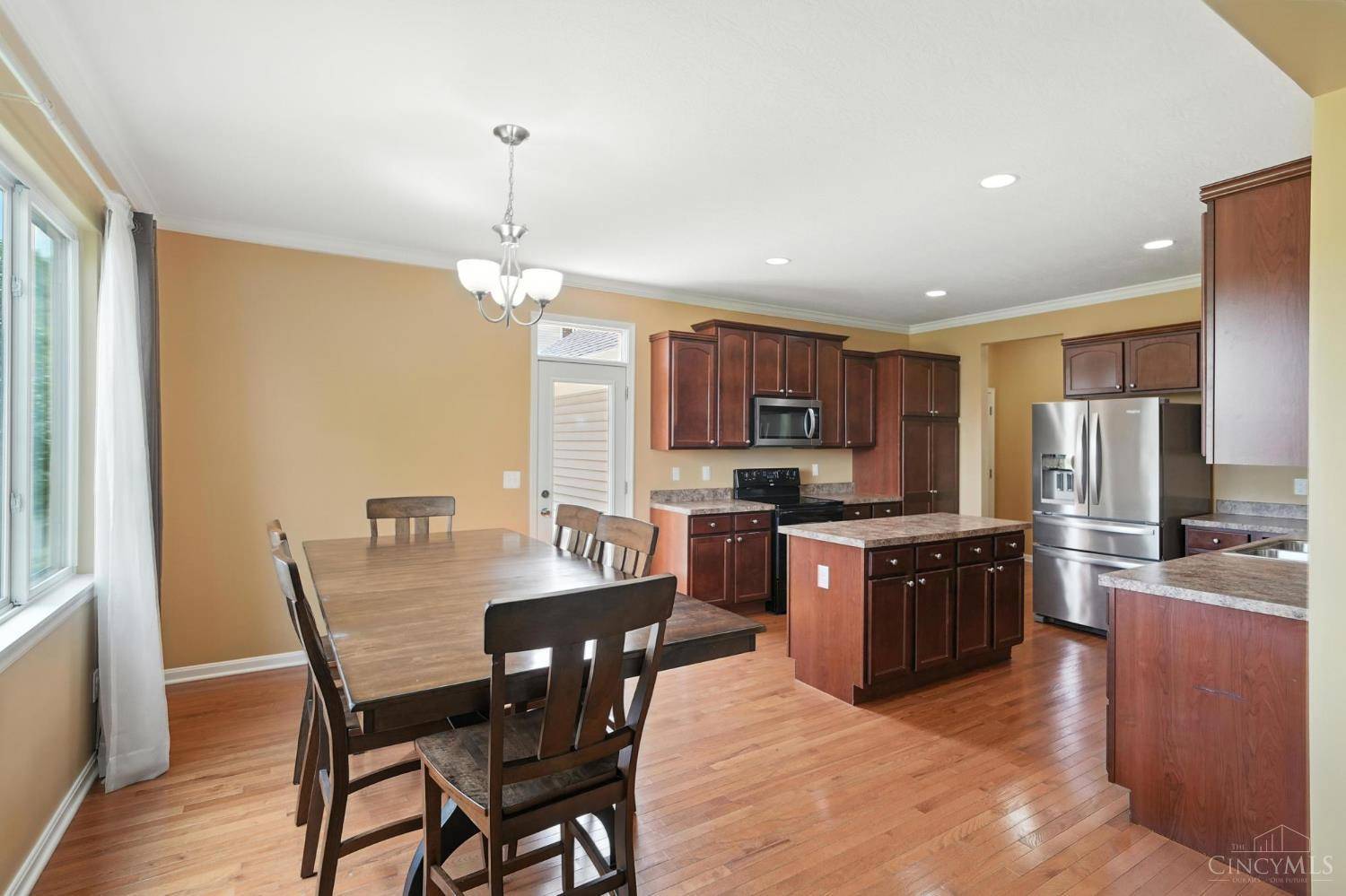 Liberty Twp, OH 45044,7542 Hickory Knoll Dr