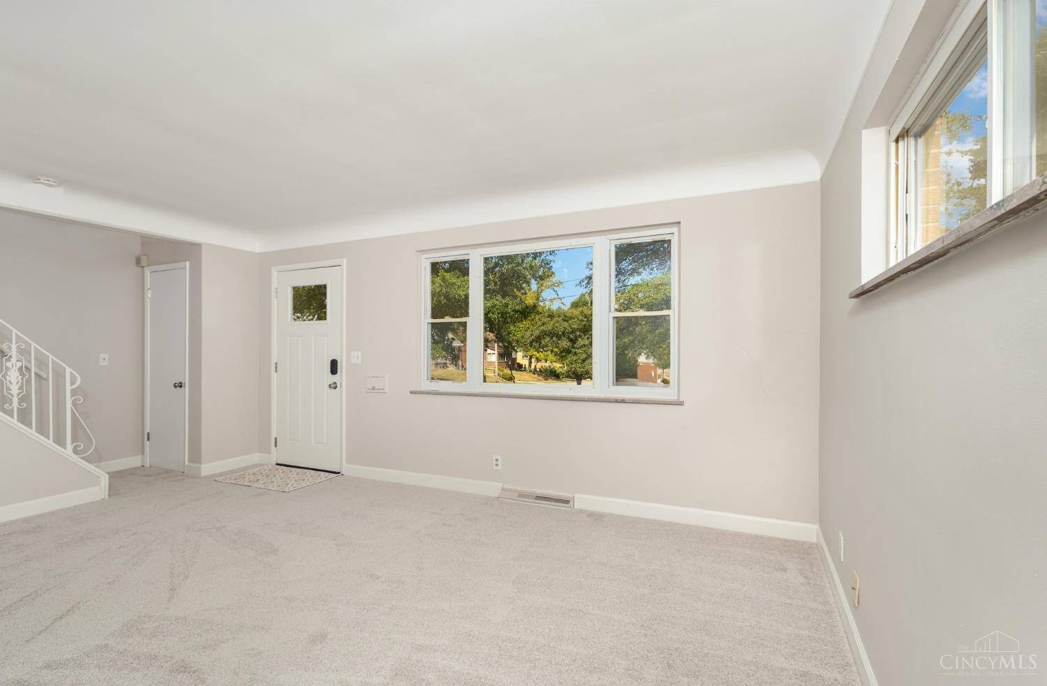 Cincinnati, OH 45224,1063 Roxie Ln