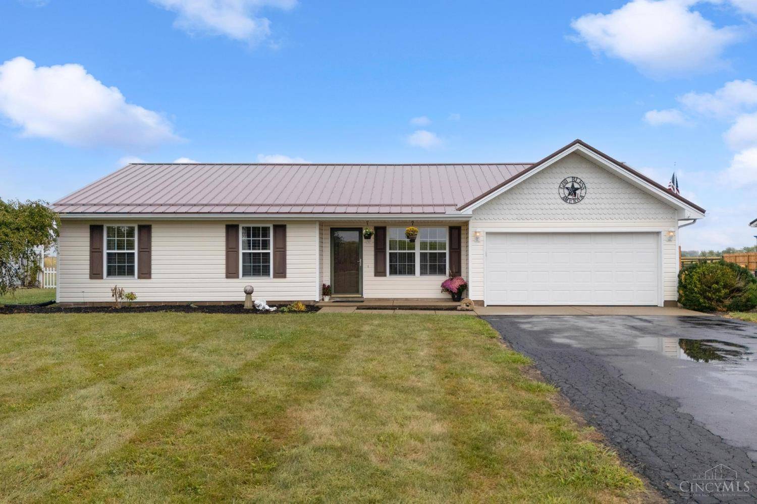 Sabina, OH 45169,350 Dakins Chapel Rd