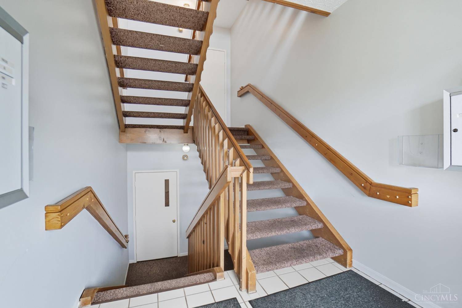 Anderson Twp, OH 45230,7392 Ridgepoint Dr #9