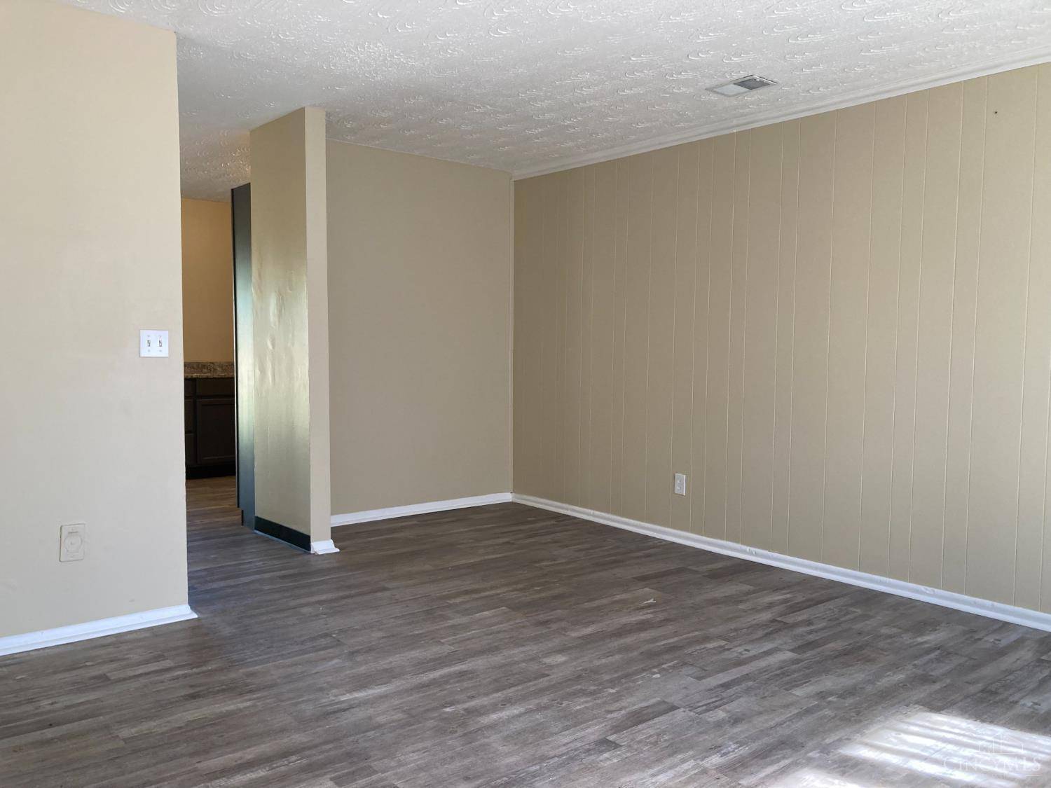 Cincinnati, OH 45205,4006 Fawnhill Ln