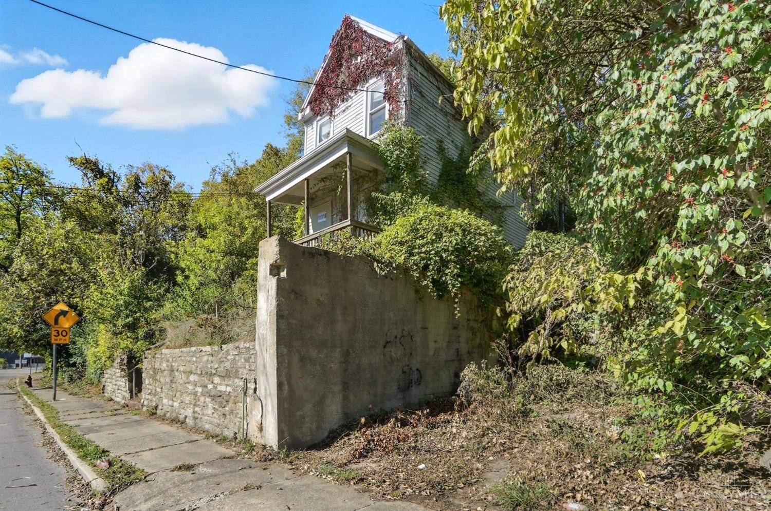 Cincinnati, OH 45226,4212 Eastern Ave