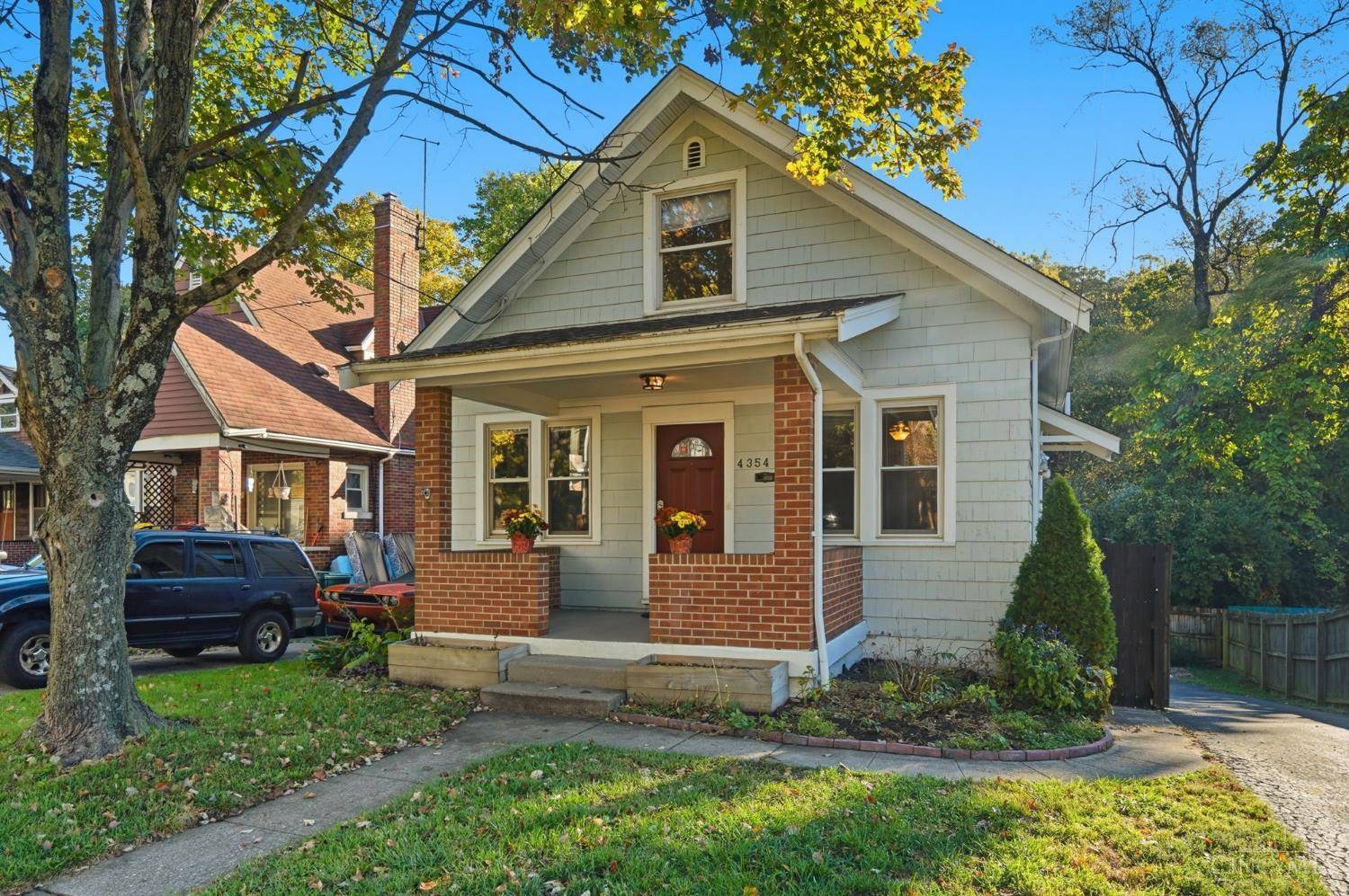Cincinnati, OH 45223,4354 Virginia Ave