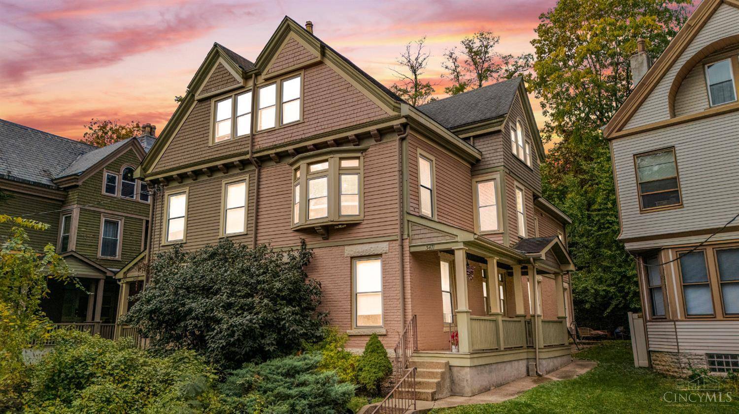 Cincinnati, OH 45220,3471 Brookline Ave