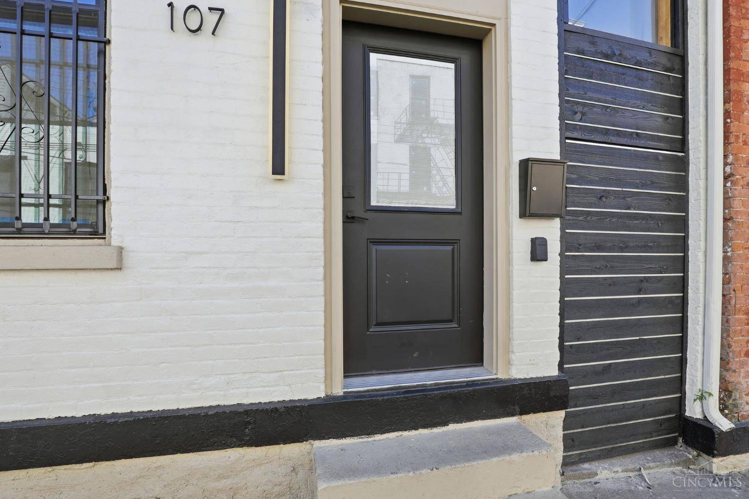 Cincinnati, OH 45202,107 Corwine St