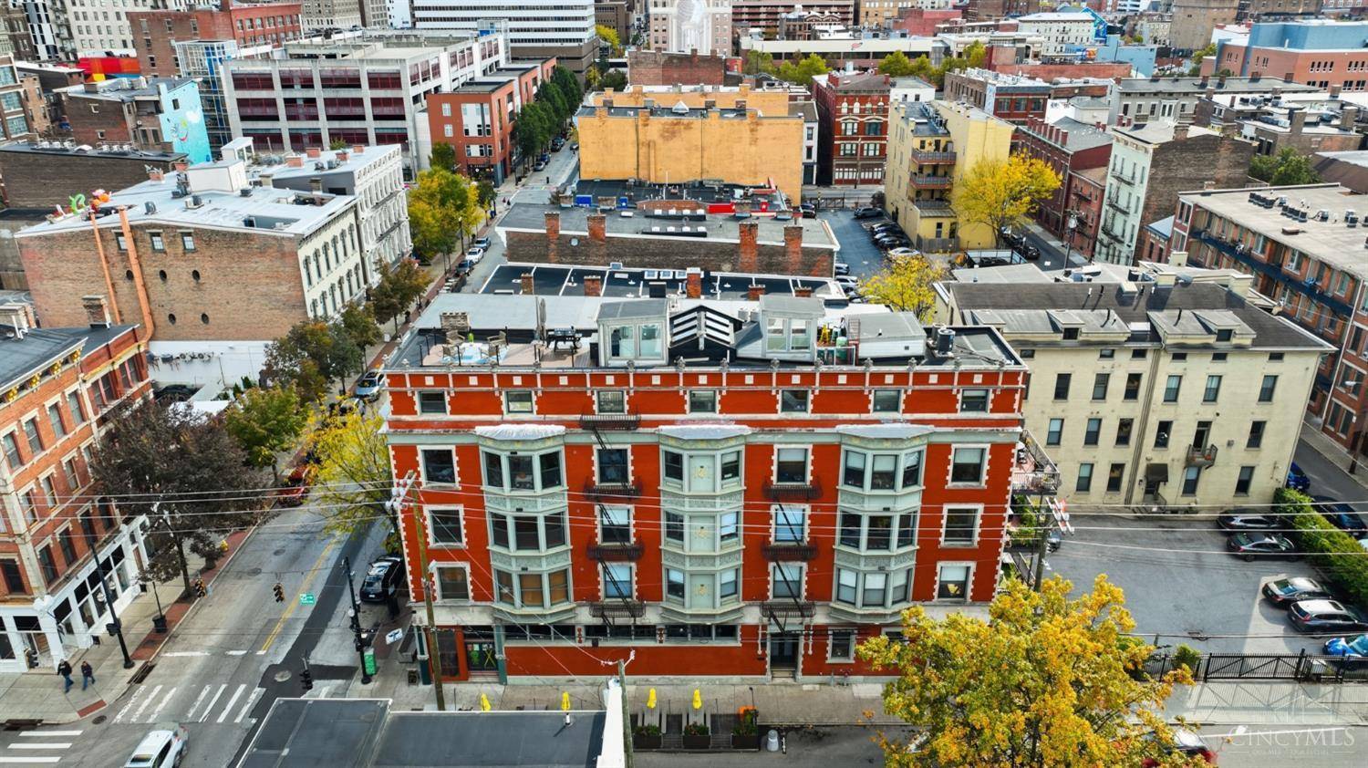 Cincinnati, OH 45202,1237 Vine St #7