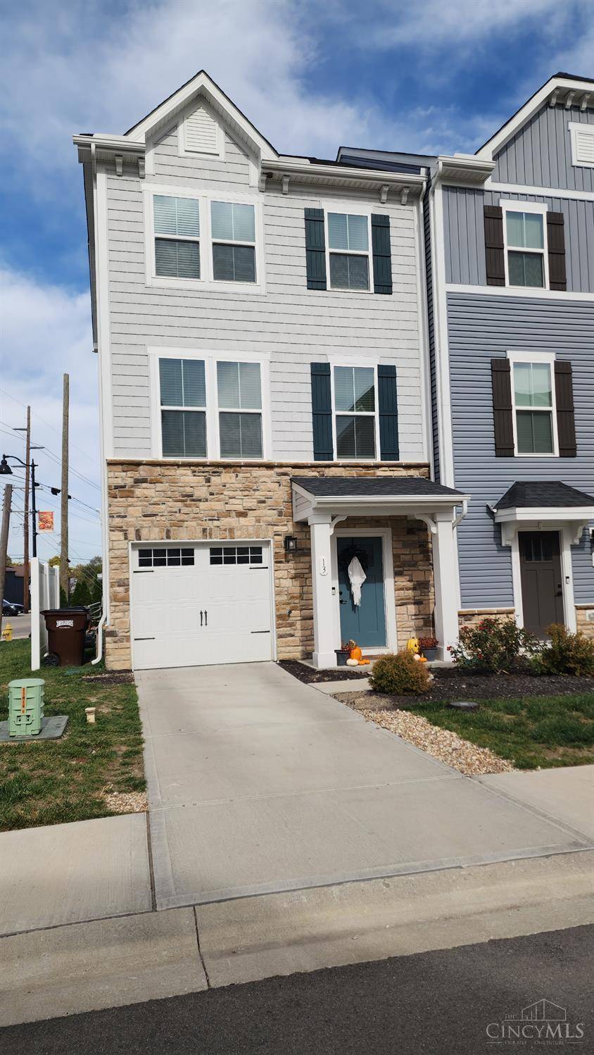 Deer Park, OH 45236,13 Wentworth Ln