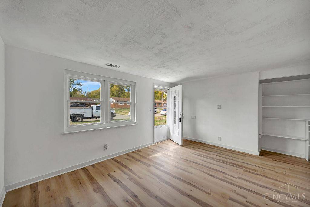 St Clair Twp, OH 45013,1604 Wichita Dr S