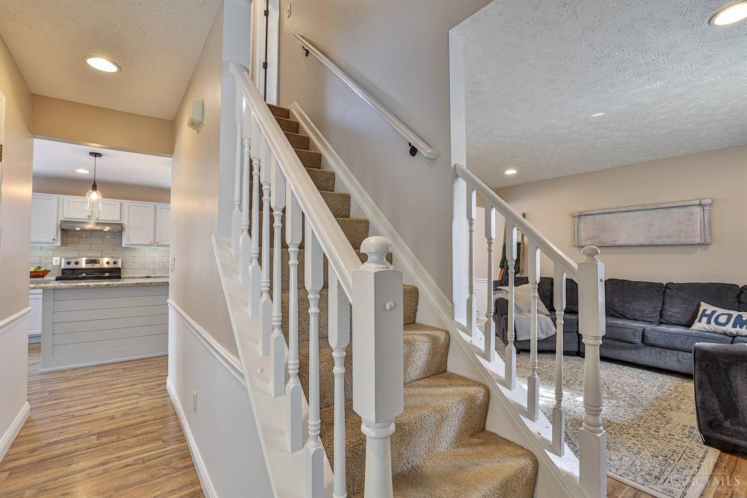 Loveland, OH 45140,22 Iroquois Dr