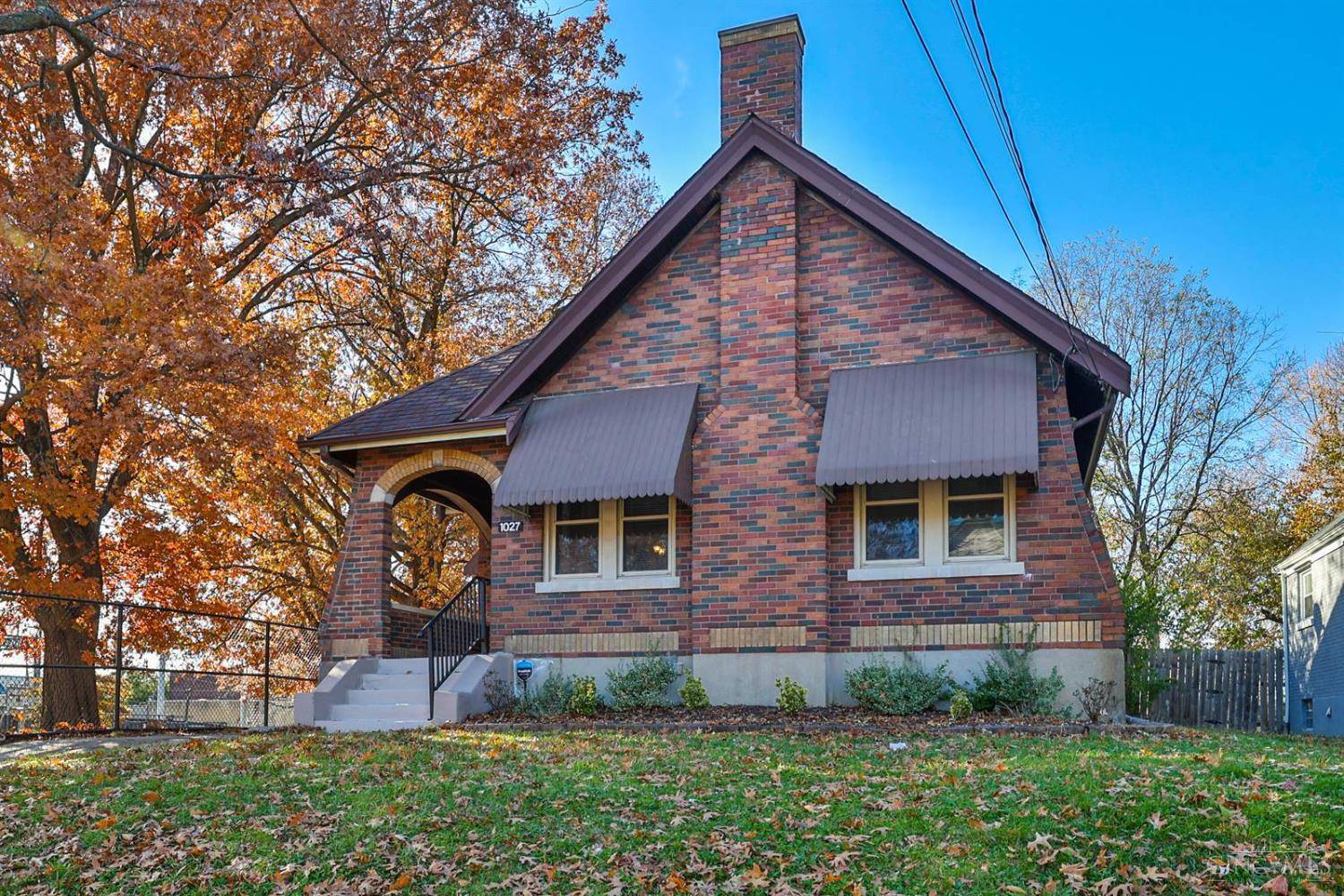 Cincinnati, OH 45205,1027 Woodlawn Ave