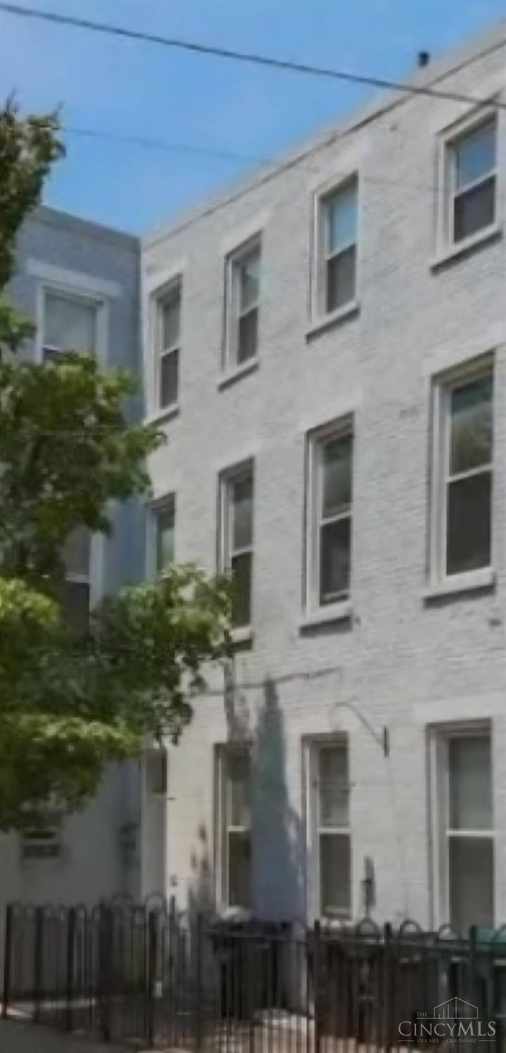 Cincinnati, OH 45219,266 Klotter Ave