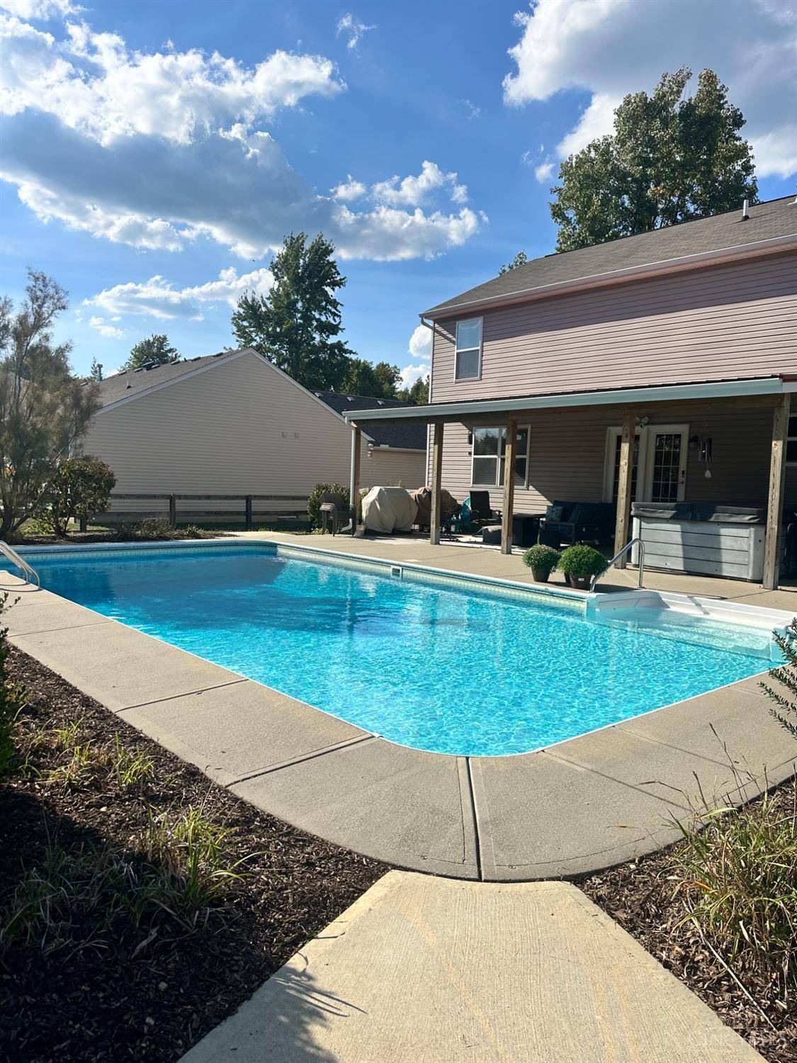 Bethel, OH 45106,635 Hope Way