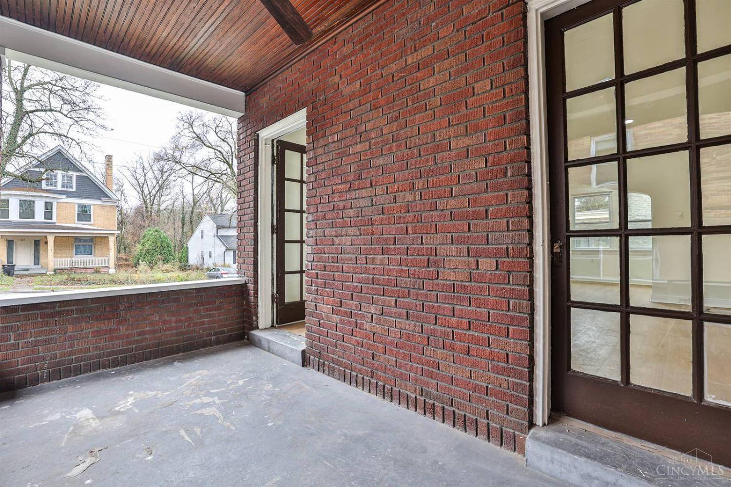 Cincinnati, OH 45229,634 Greenwood Ave