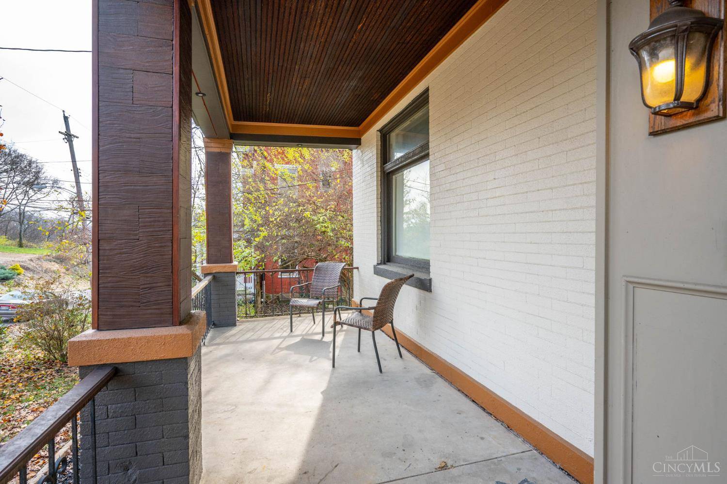 Cincinnati, OH 45205,407 Purcell Ave