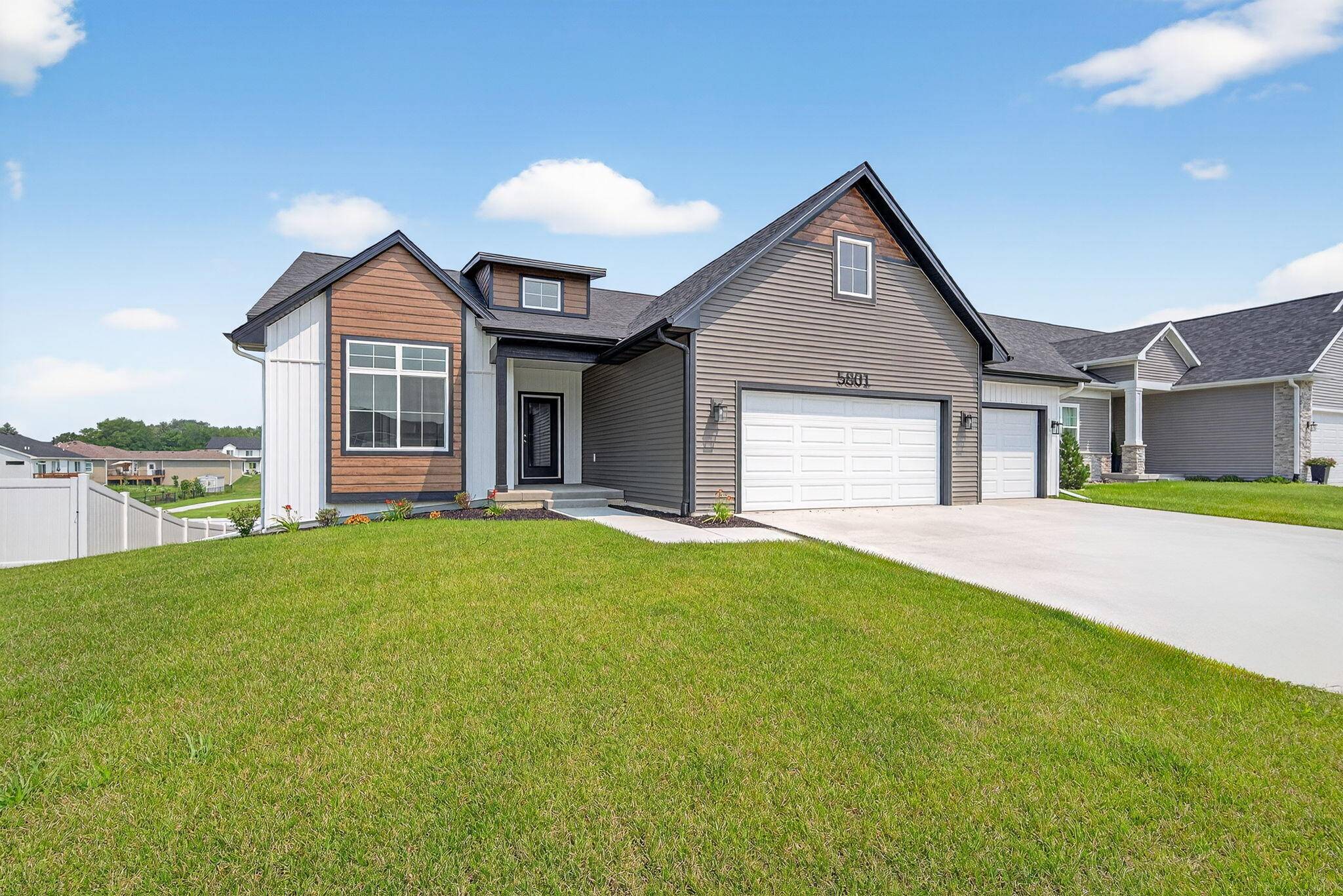 Ames, IA 50014,5801 Allerton DR