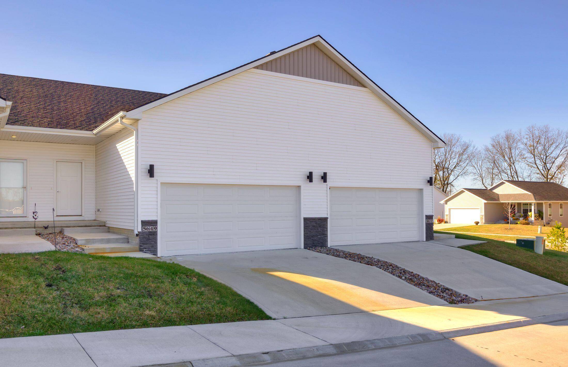 Pleasant Hill, IA 50327,5649 Ponderosa DR