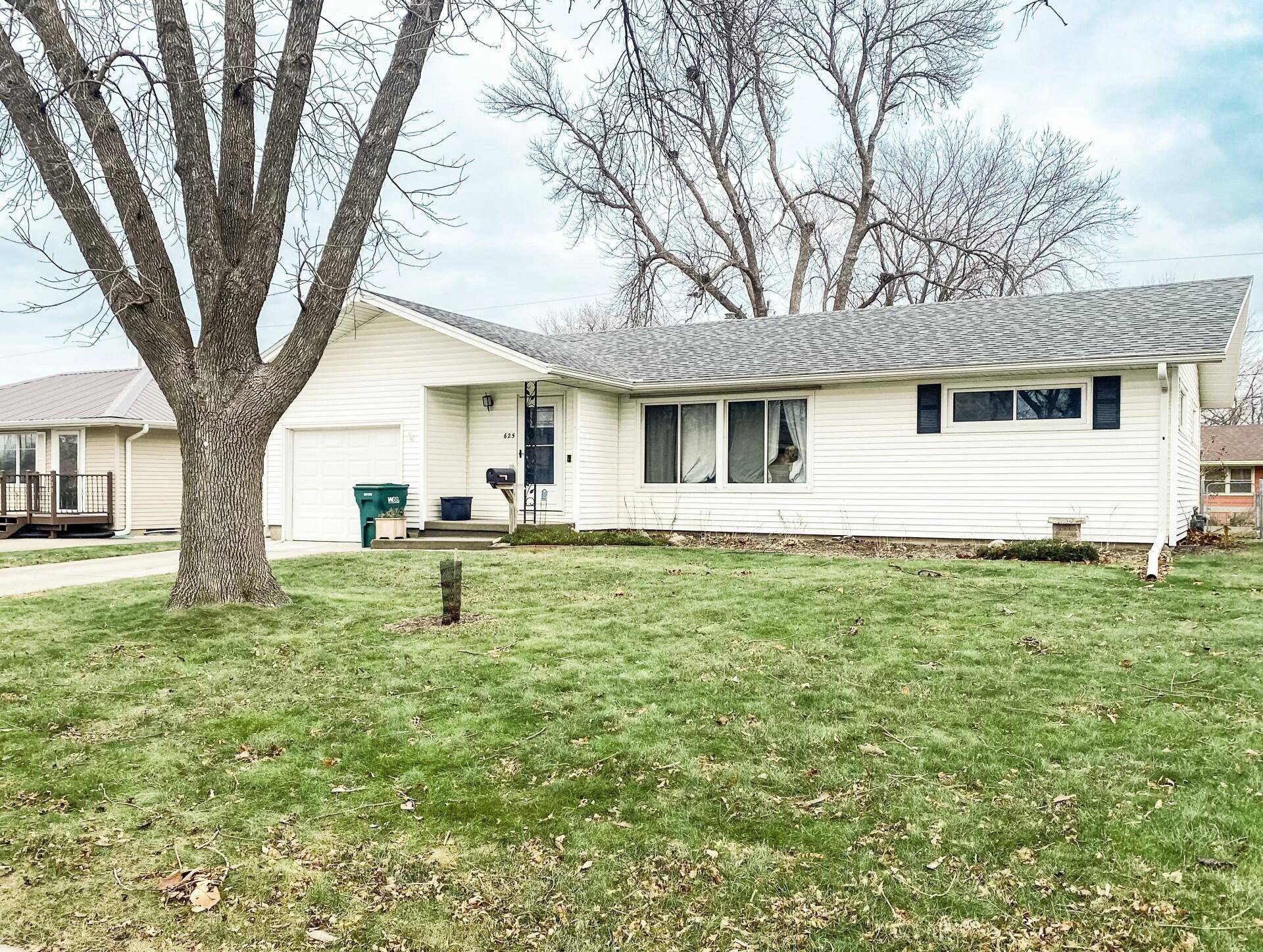 Nevada, IA 50201,625 15th St PL