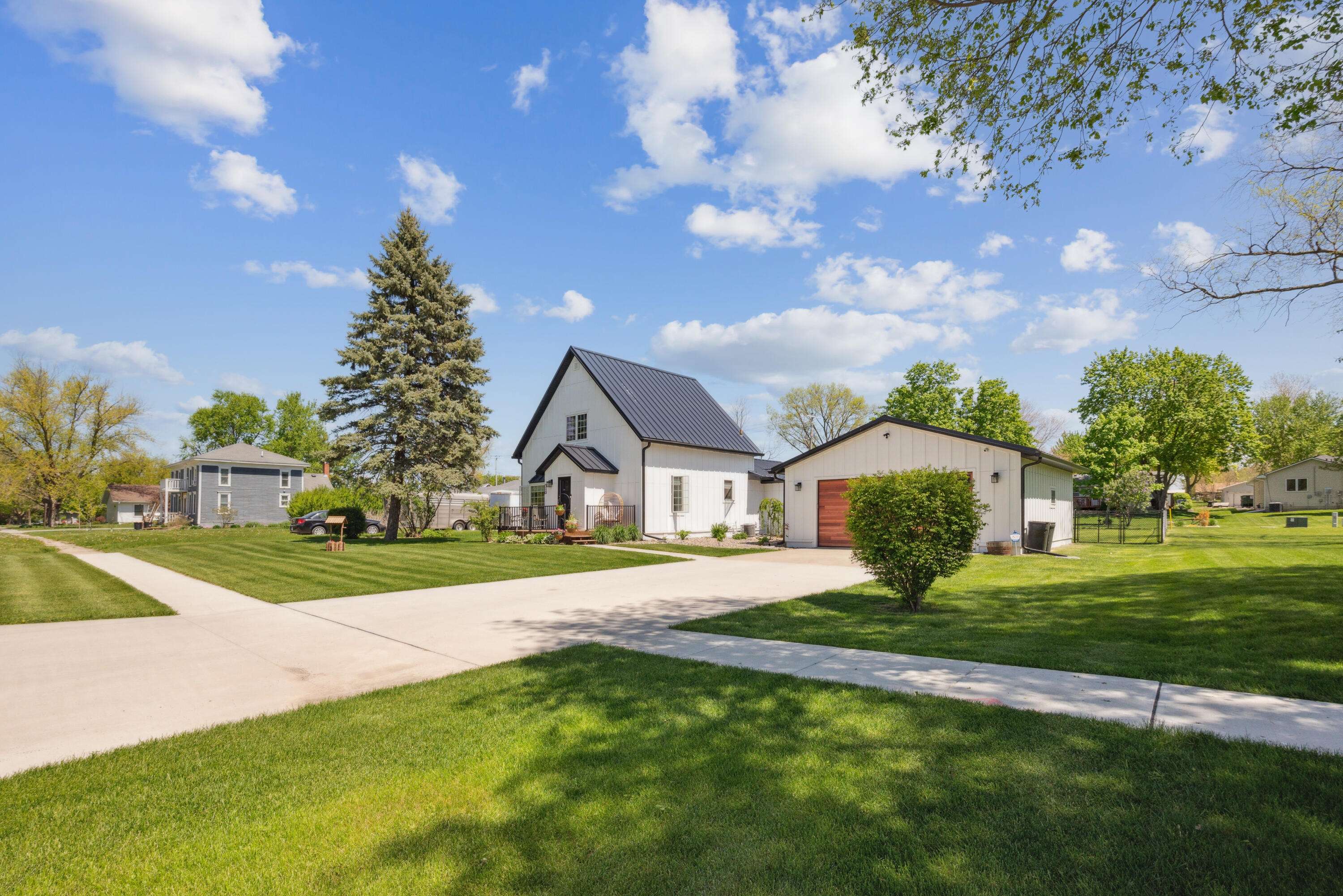Roland, IA 50236,314 S Cottonwood ST