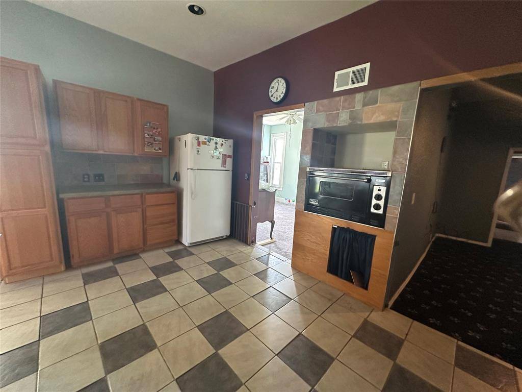 Des Moines, IA 50314,1717 10th ST