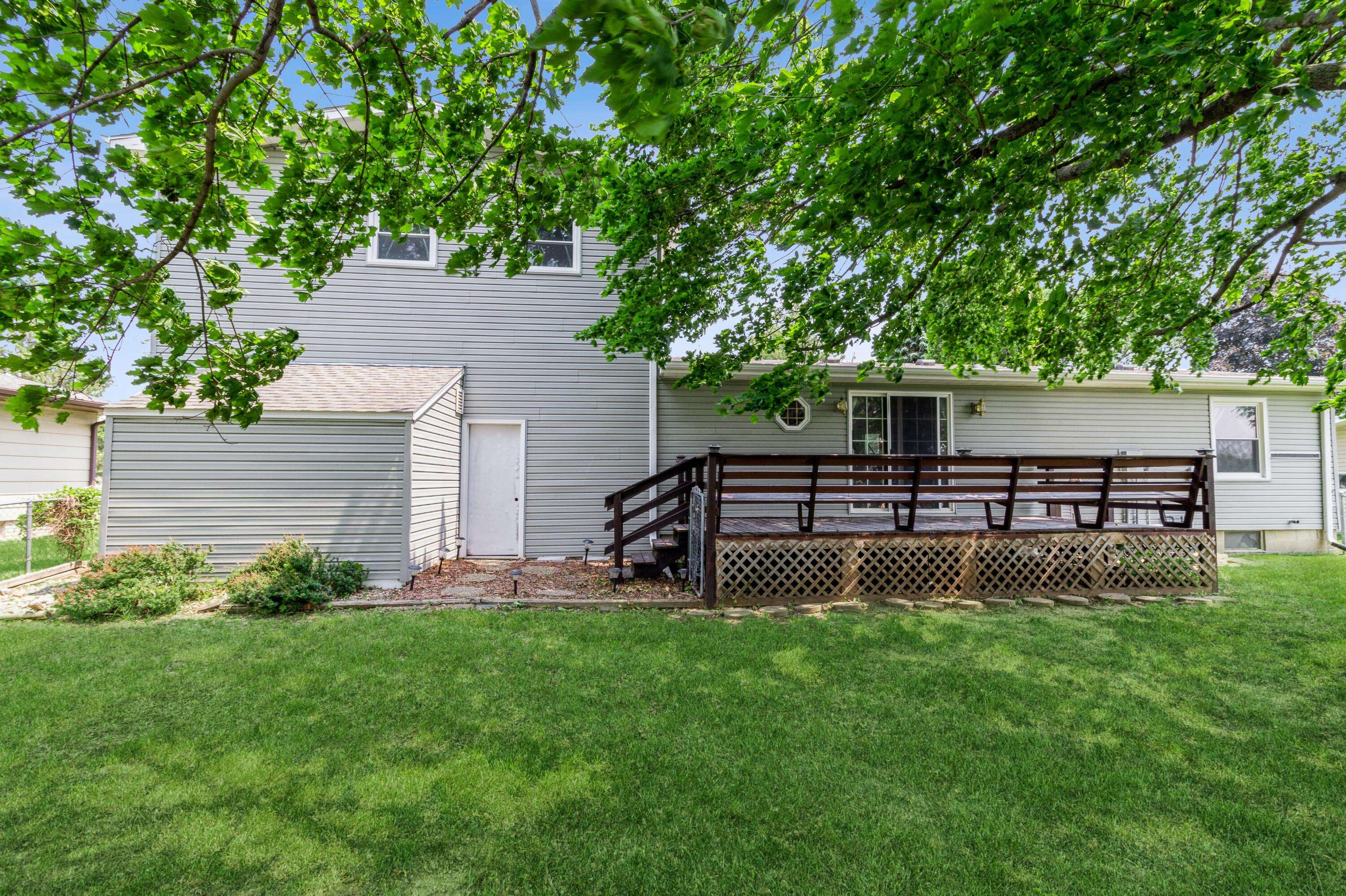 Eldora, IA 50627,1606 3rd St PL