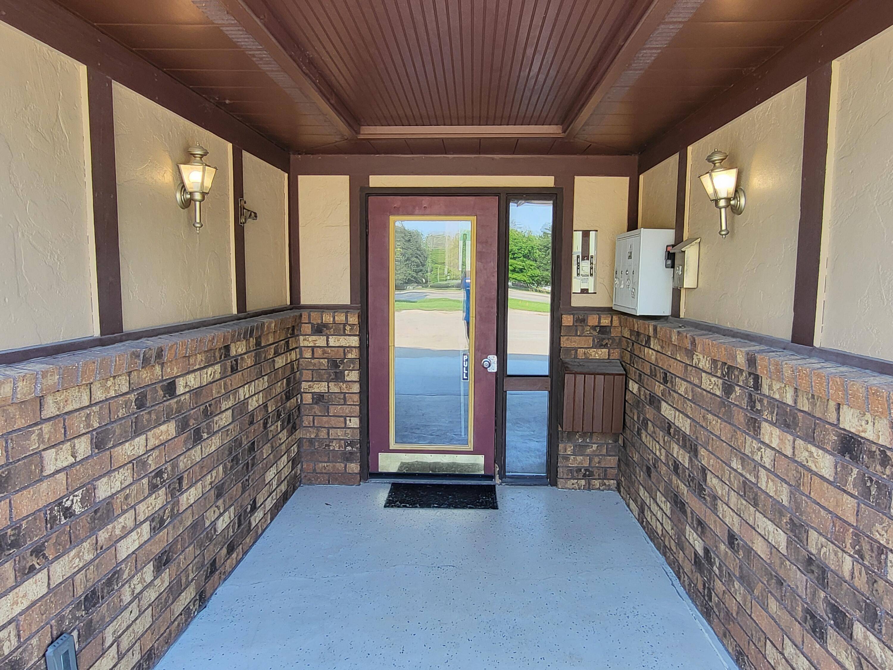 Boone, IA 50036,1007 S Marshall St Unit 104, Garage 8