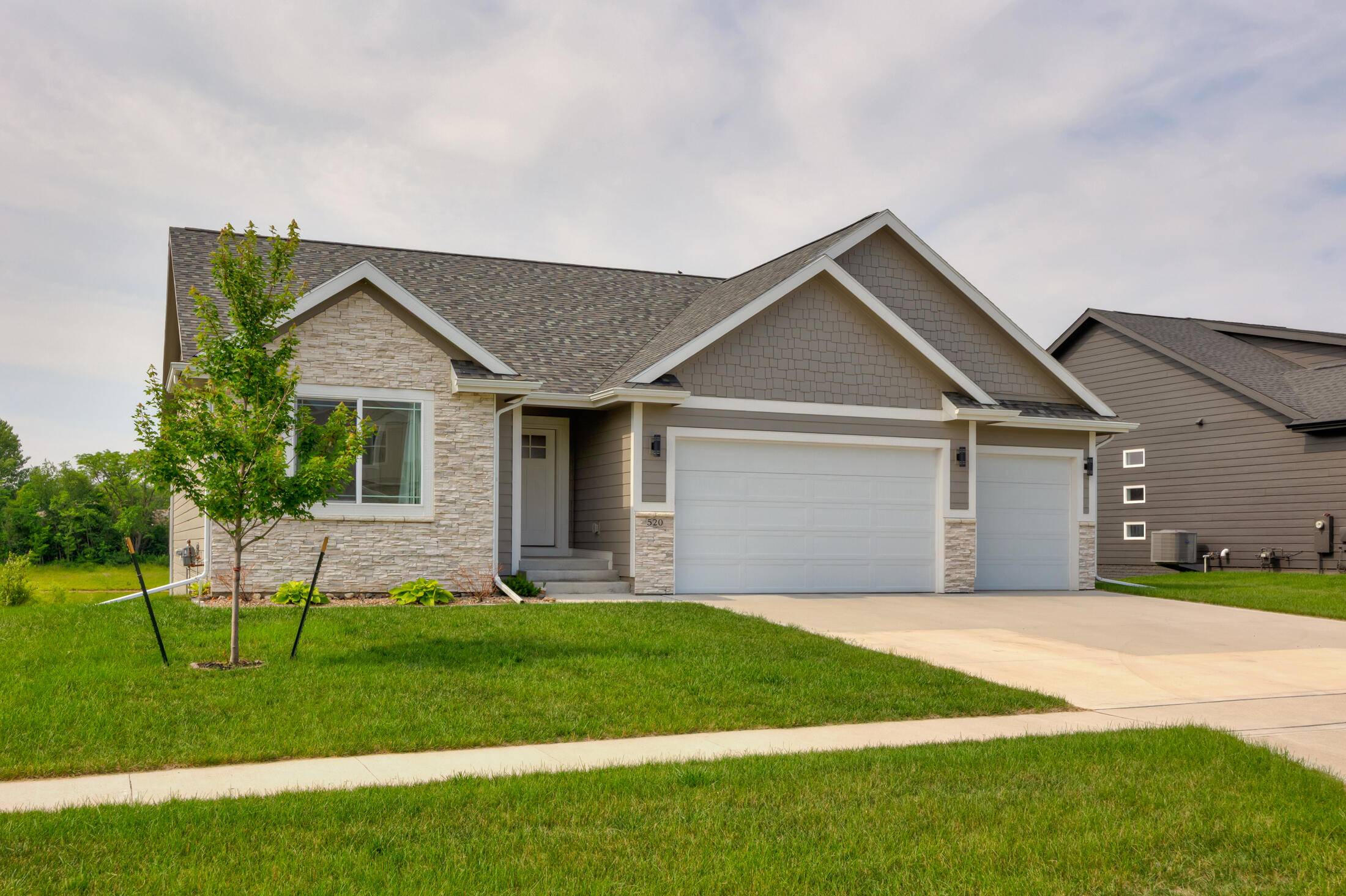 Polk City, IA 50226,520 Creekview AVE
