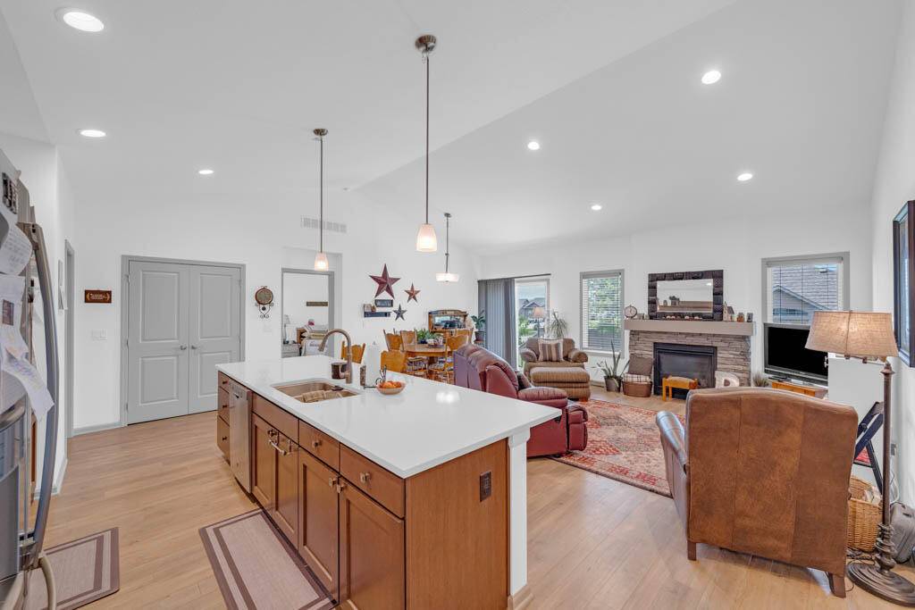 Ankeny, IA 50023,2914 SW Pleasant ST