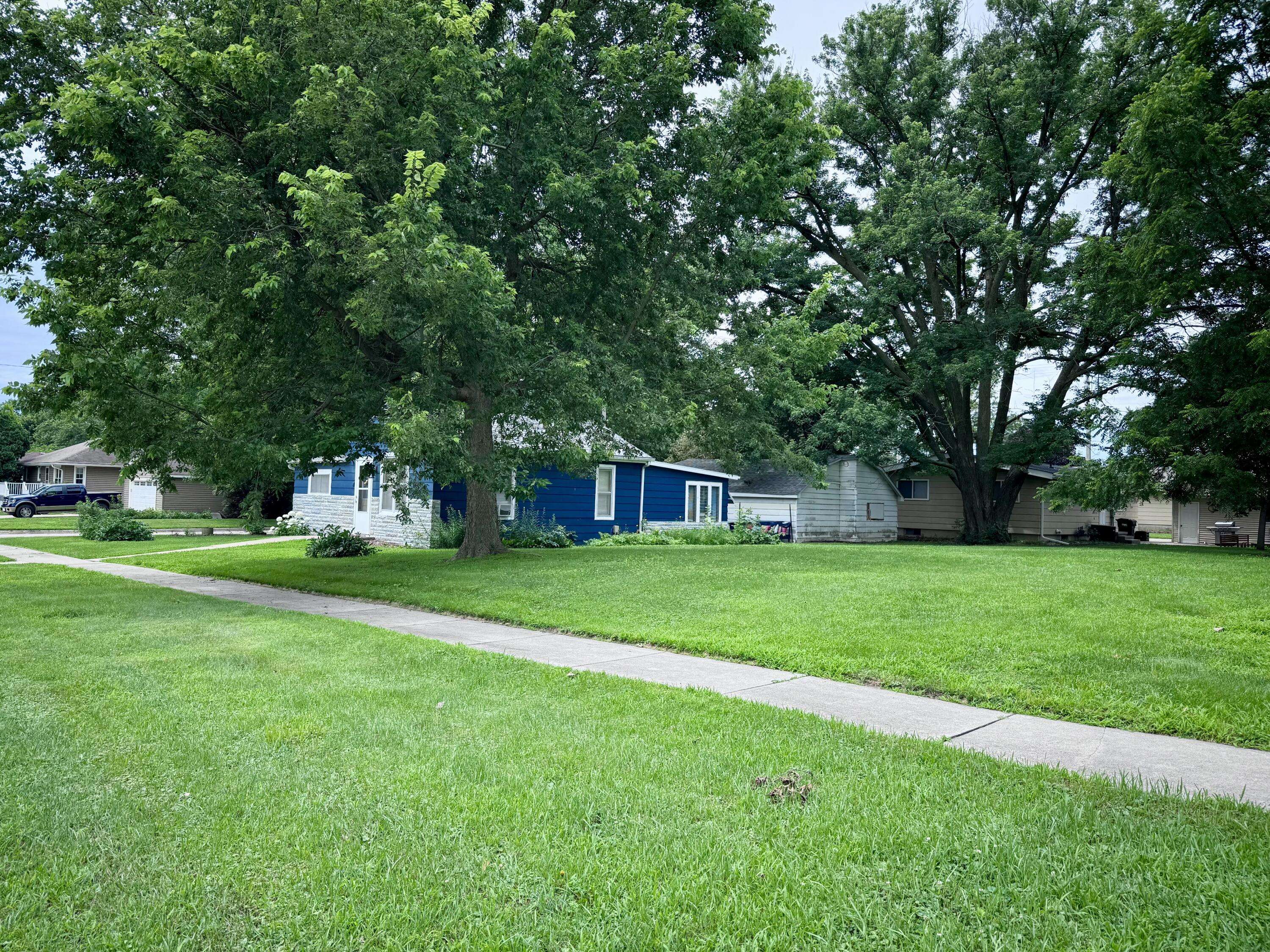 Boone, IA 50036,2003 Carroll ST