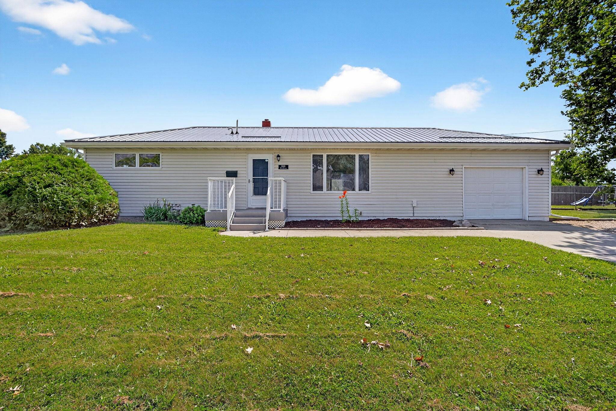 Marshalltown, IA 50158,1114 W Nevada ST
