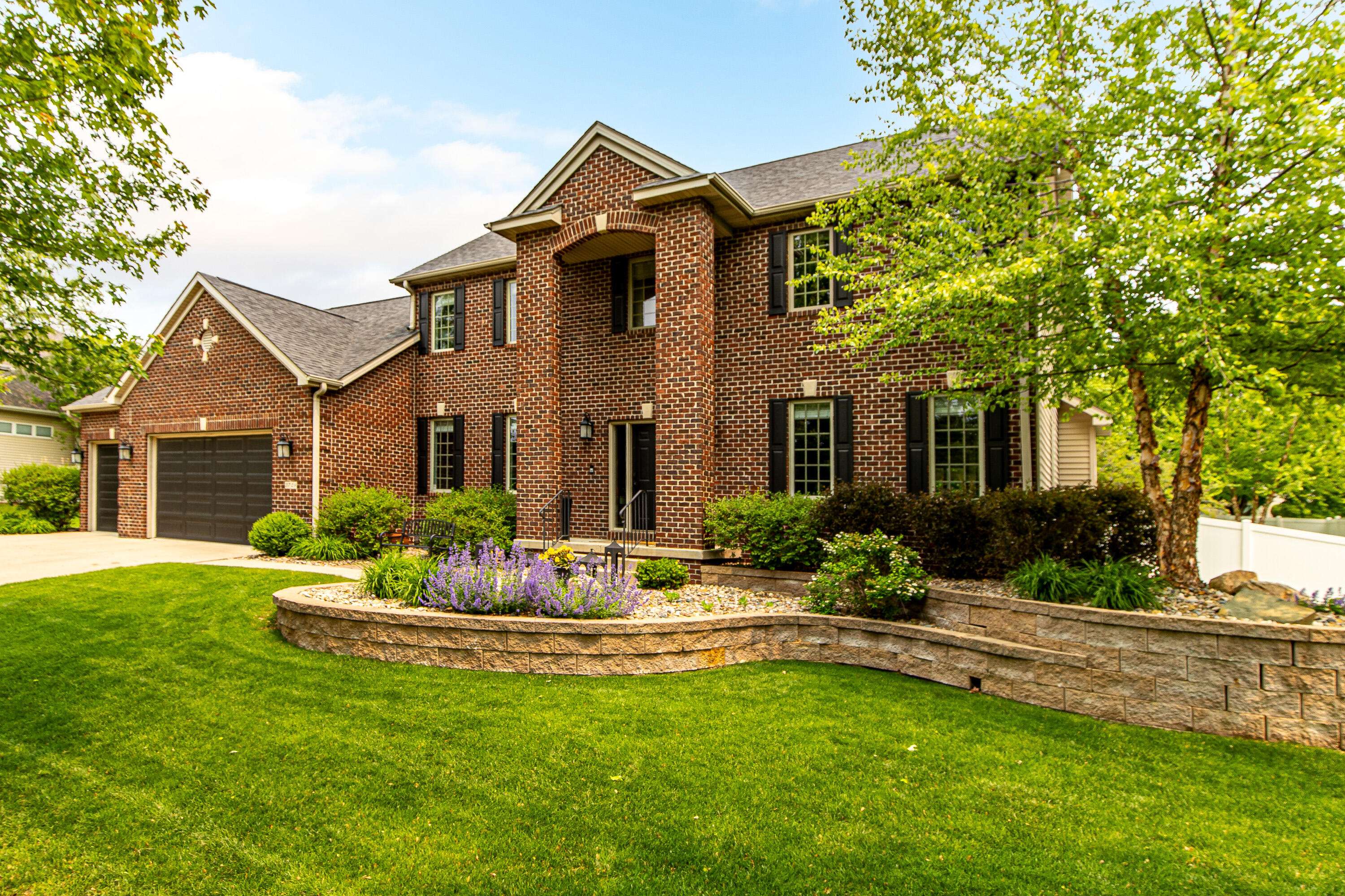 Ames, IA 50010,3728 Bridgeport DR
