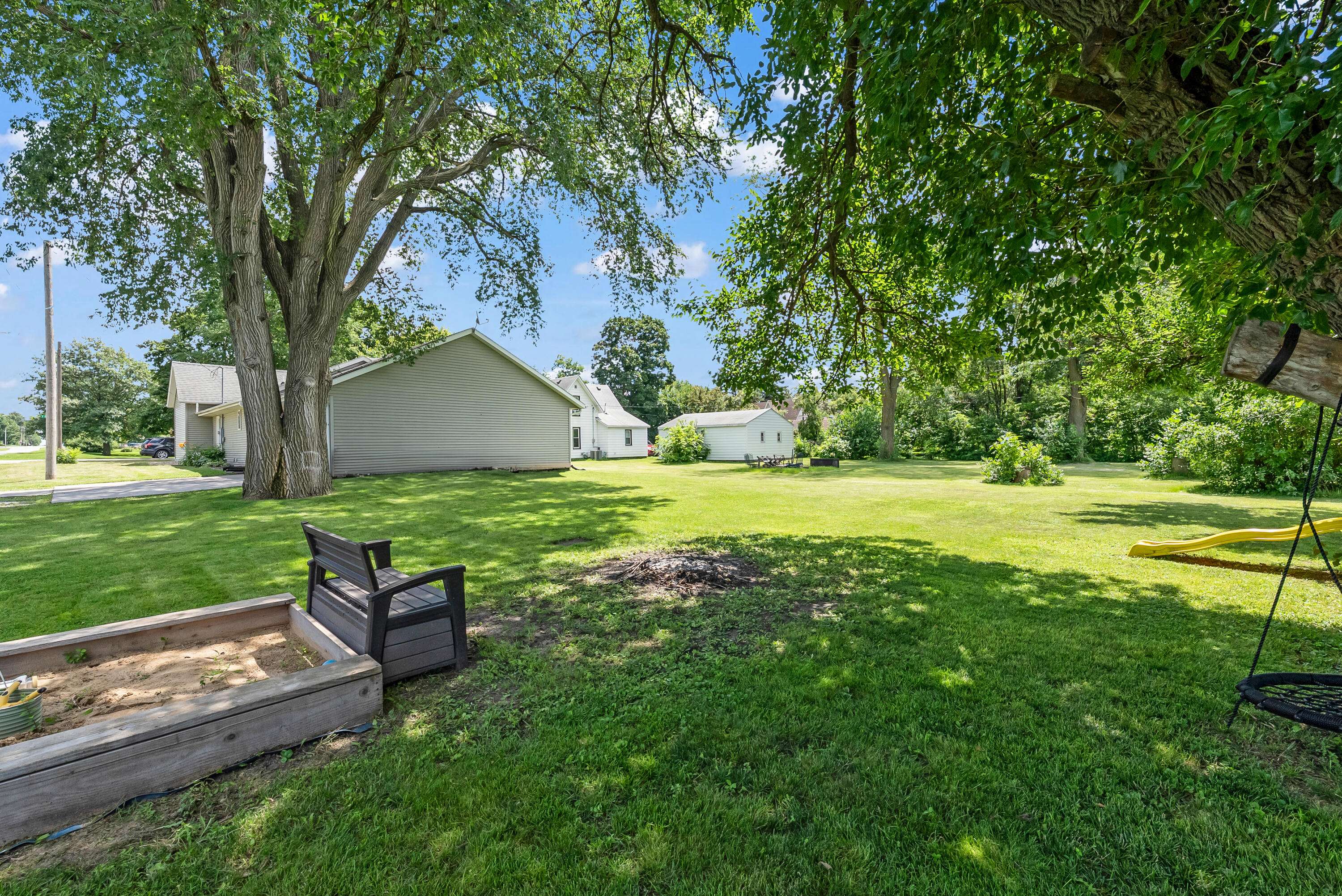 Roland, IA 50236,201 S Green ST