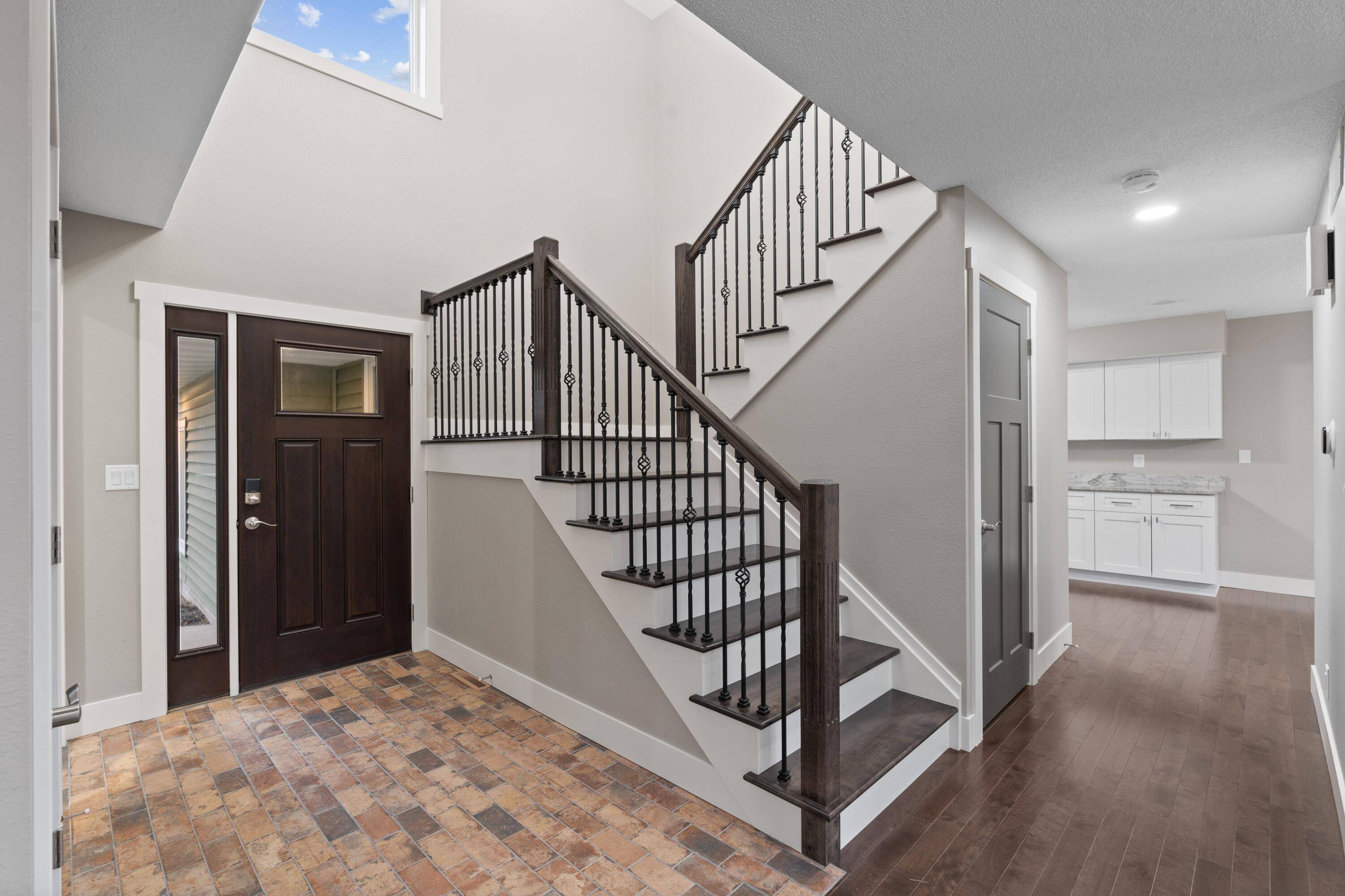 Ames, IA 50014,2516 White Oak DR