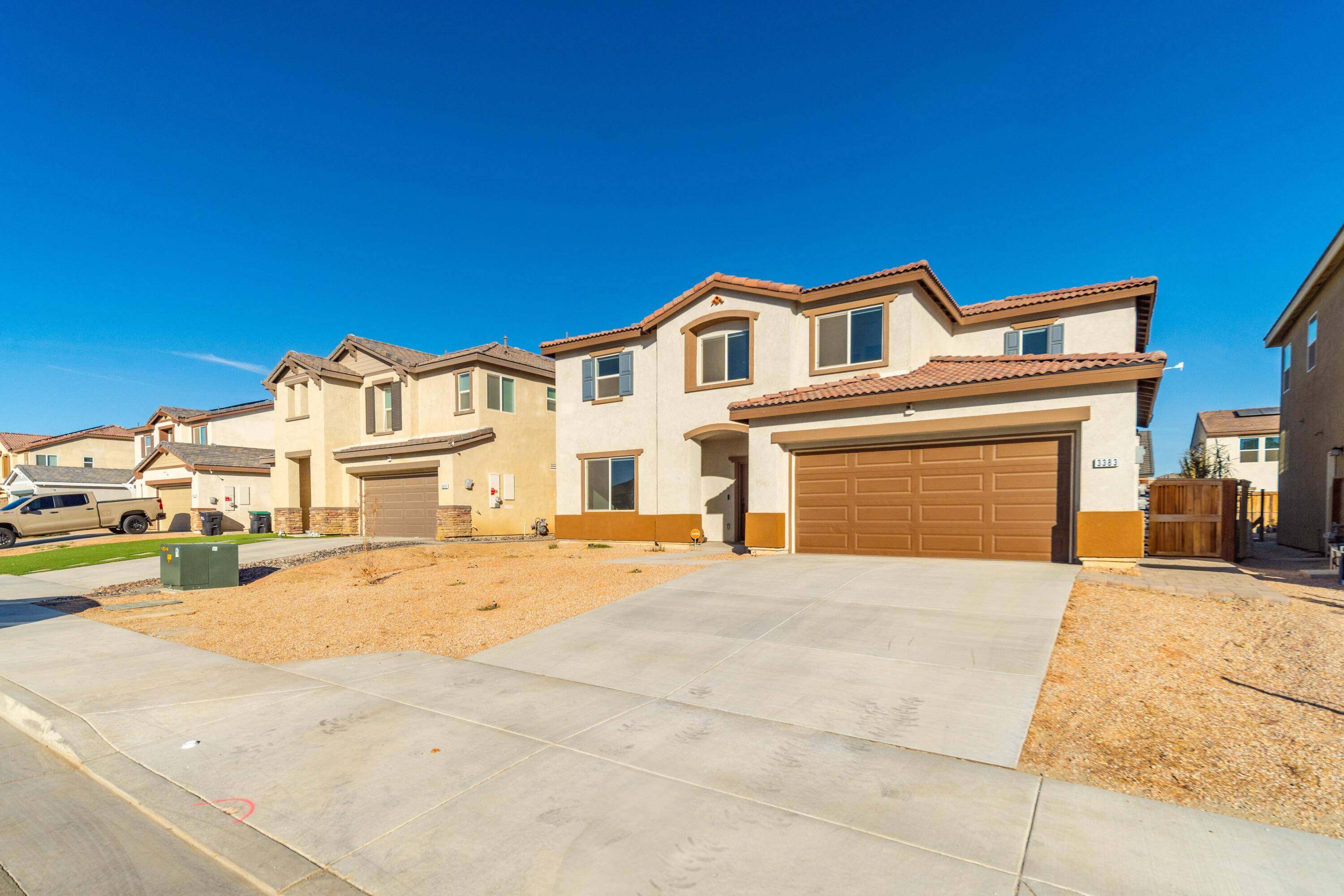 Rosamond, CA 93560,3383 Andrew AVE