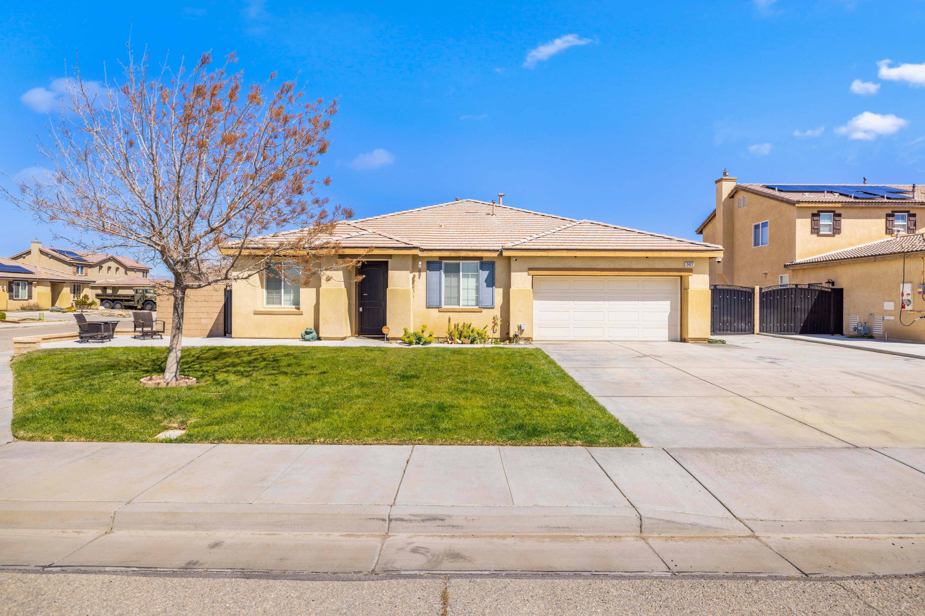 Rosamond, CA 93560,2427 Arboretum AVE