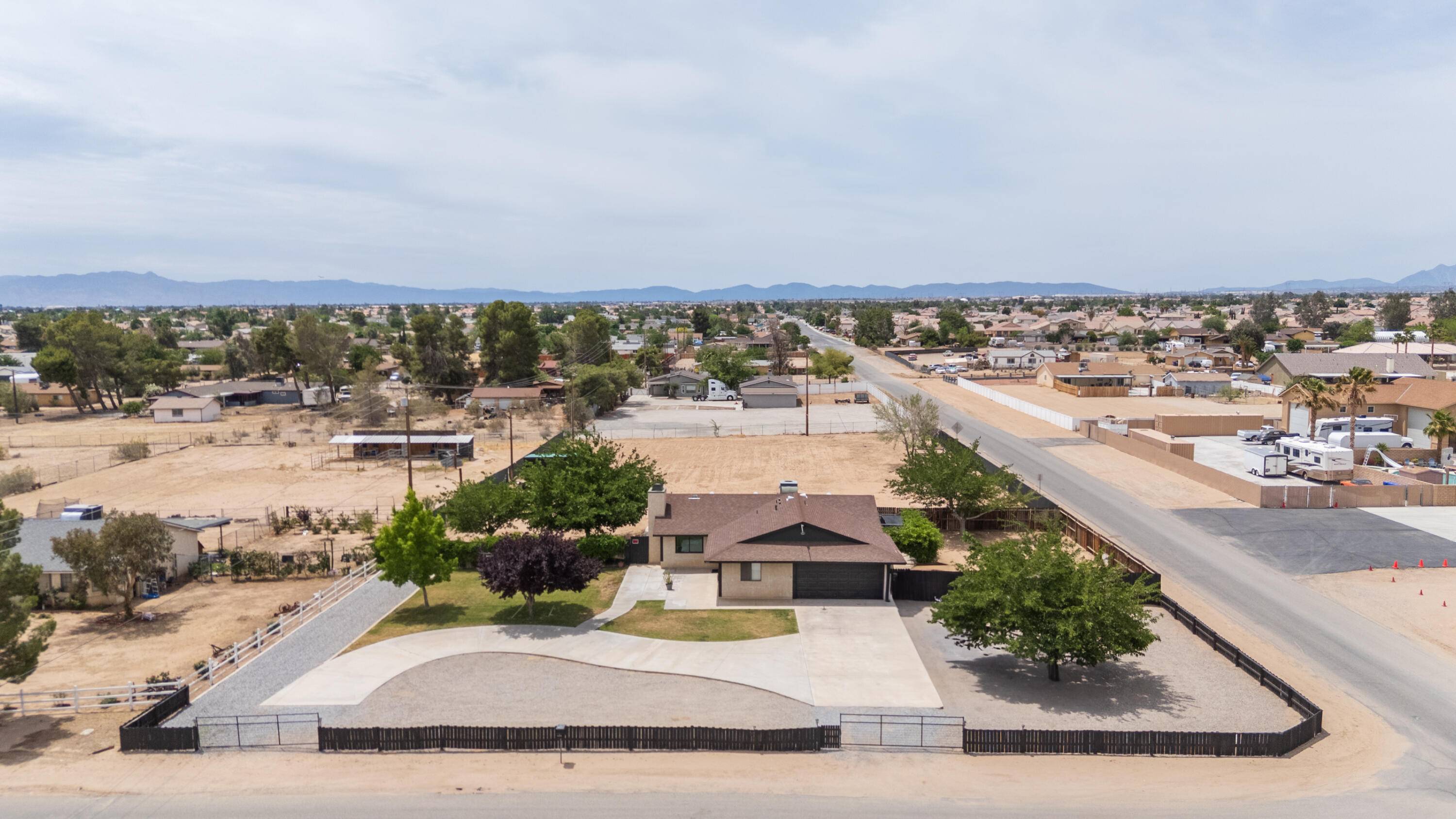 Victorville, CA 92392,14119 Maricopa RD