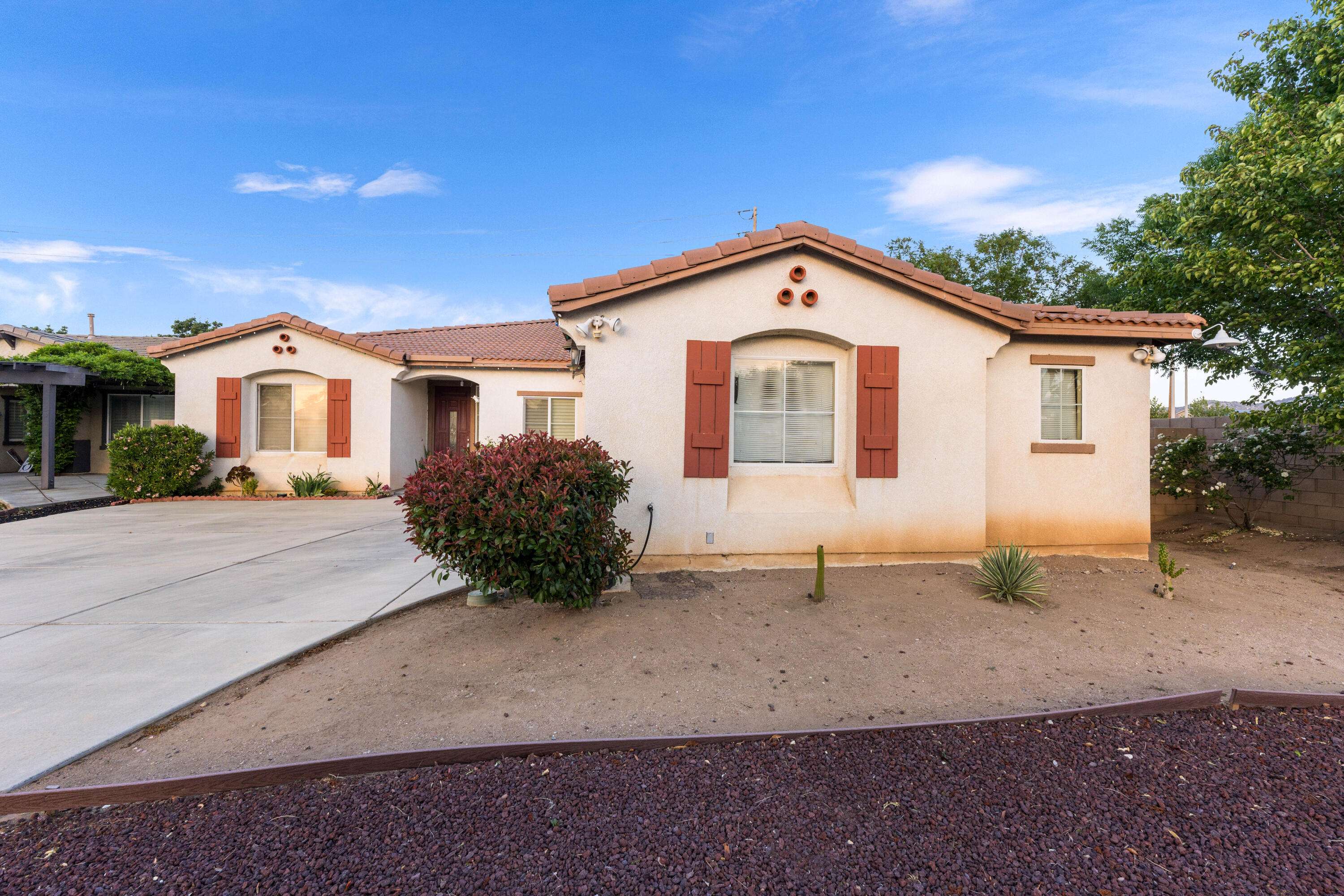 Palmdale, CA 93551,39202 Nicole DR