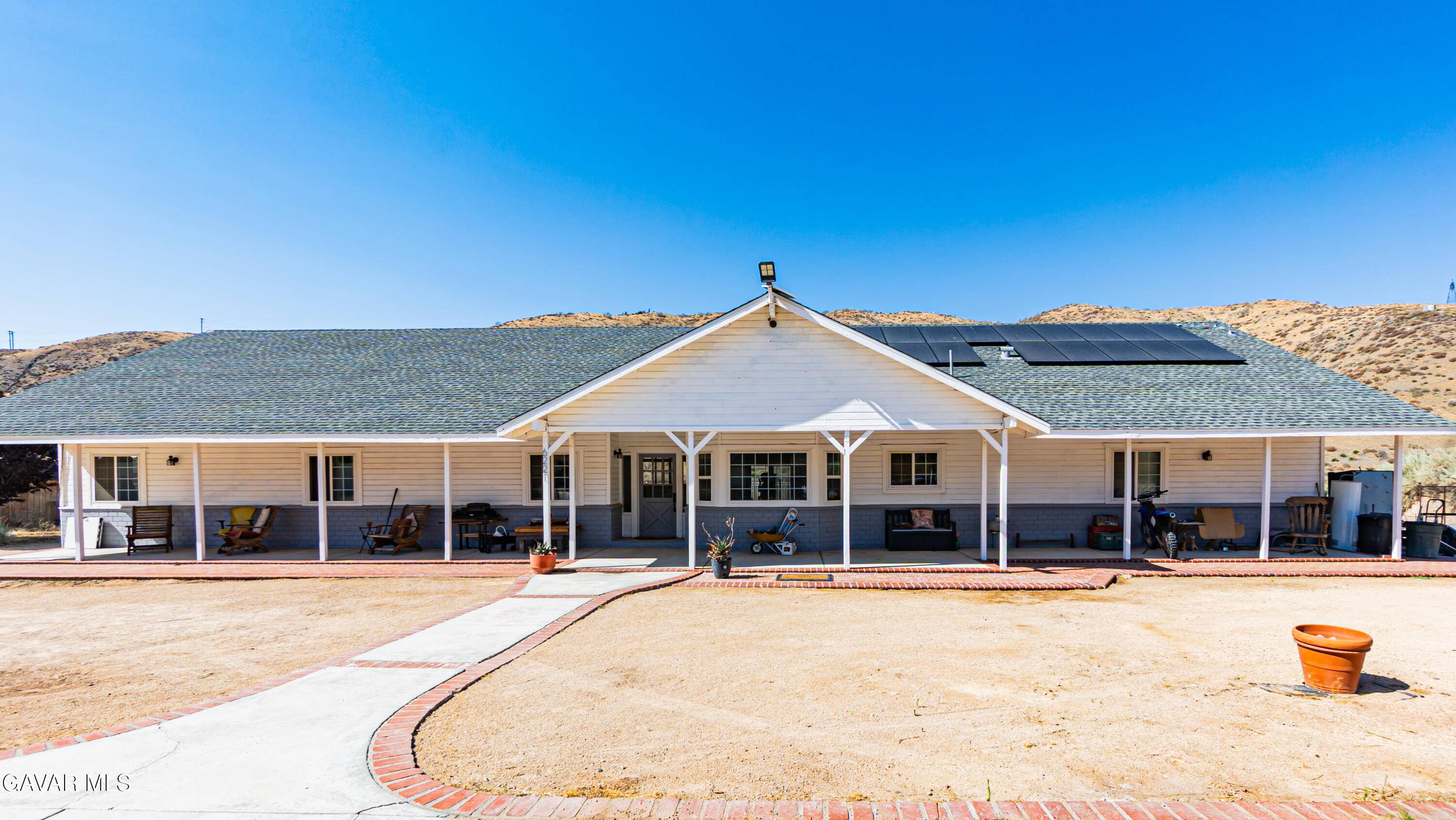 Leona Valley, CA 93551,6221 Elizabeth Lake RD