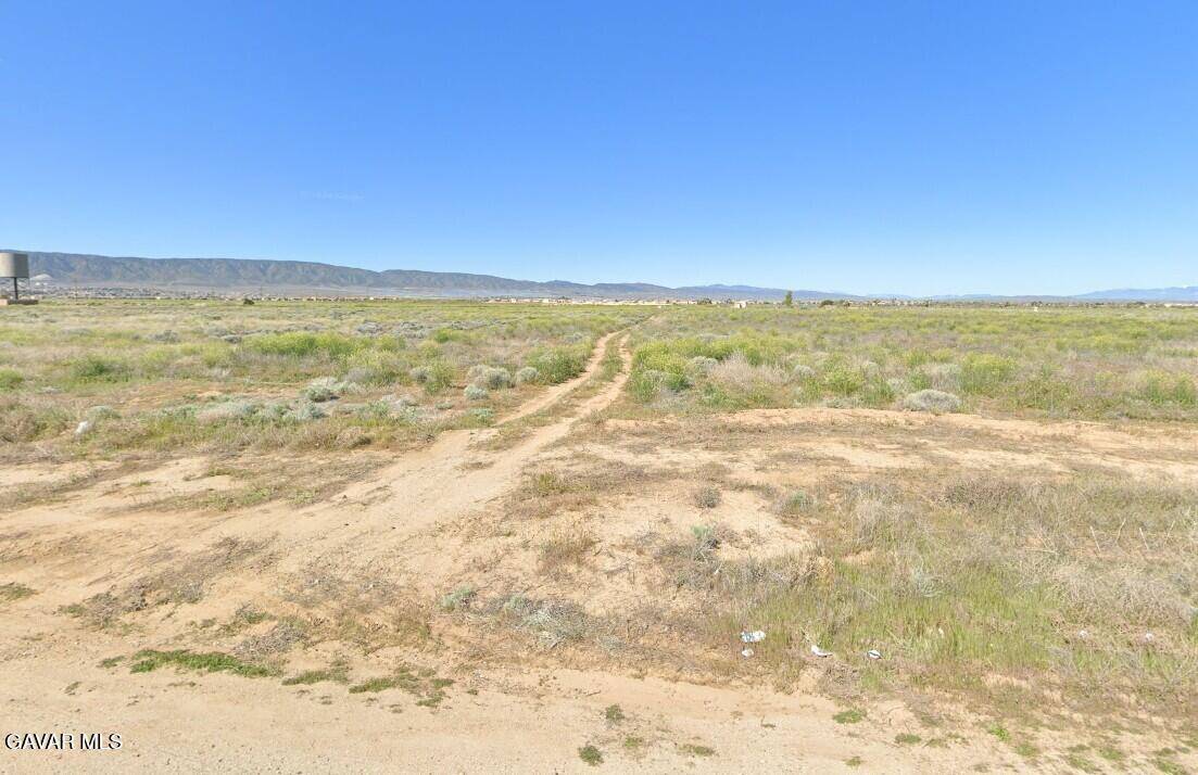 Lancaster, CA 93536,53rd St W And Ave J11