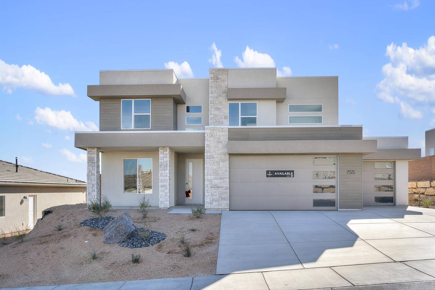 St George, UT 84770,755 S Mincio LN 18