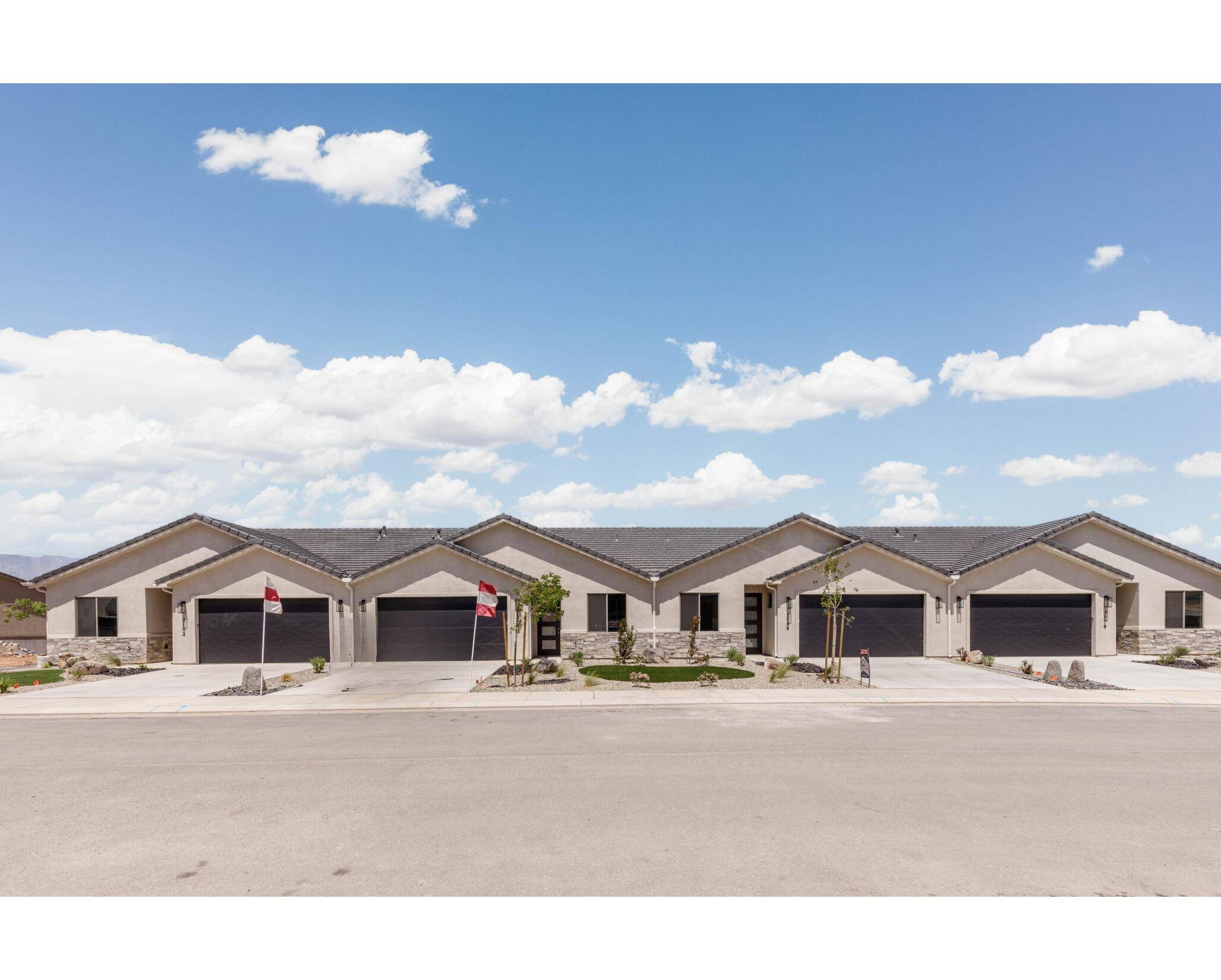Hurricane, UT 84737,2086 W 320 S 45