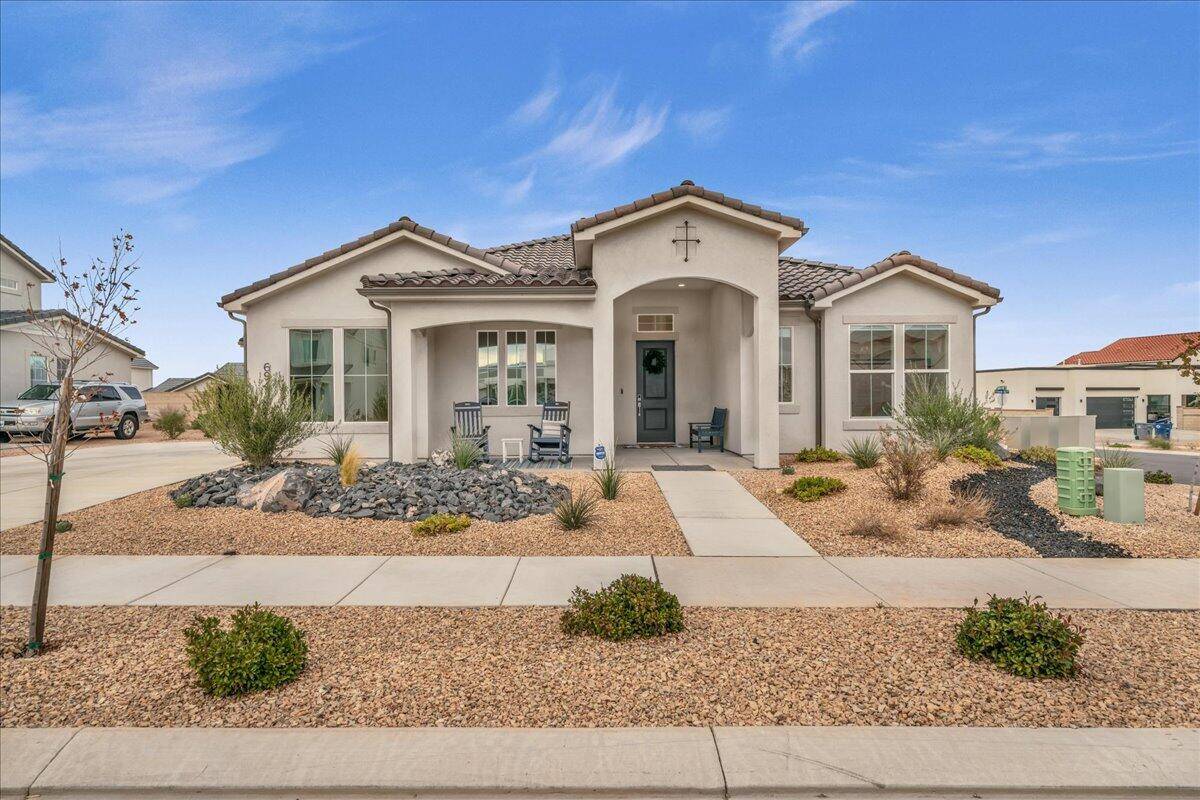 St George, UT 84790,694 Juniper Hill DR