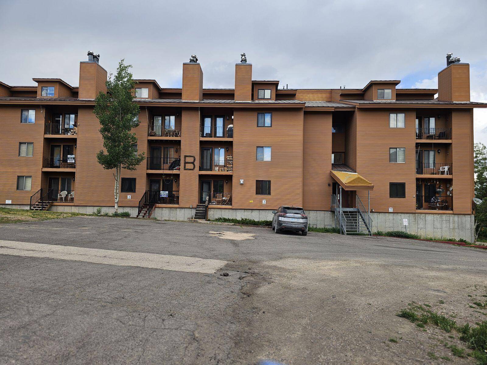 Brian Head, UT 84719,464 N HWY 143 B-103