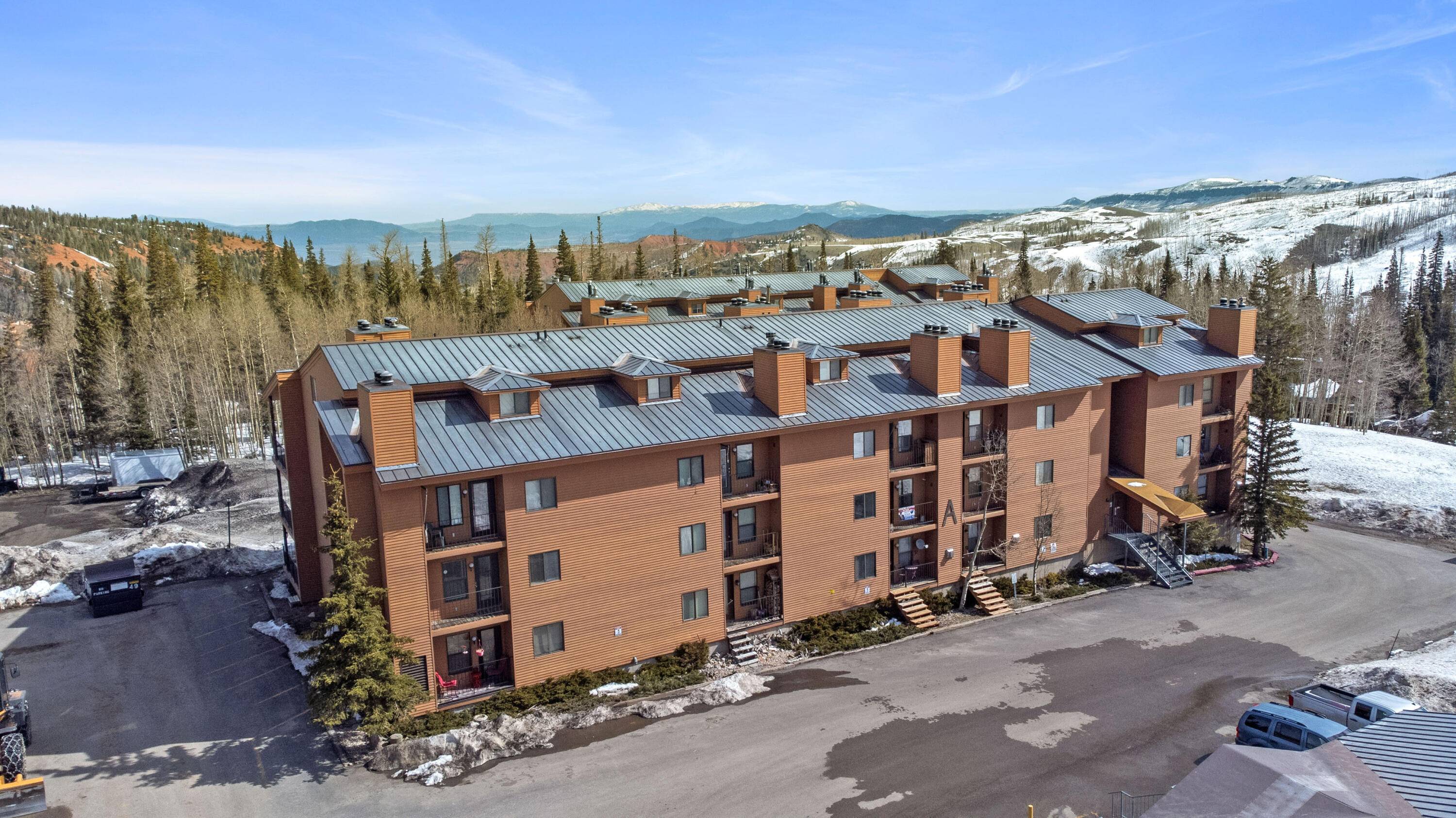 Brian Head, UT 84719,464 N 143 Hwy a313
