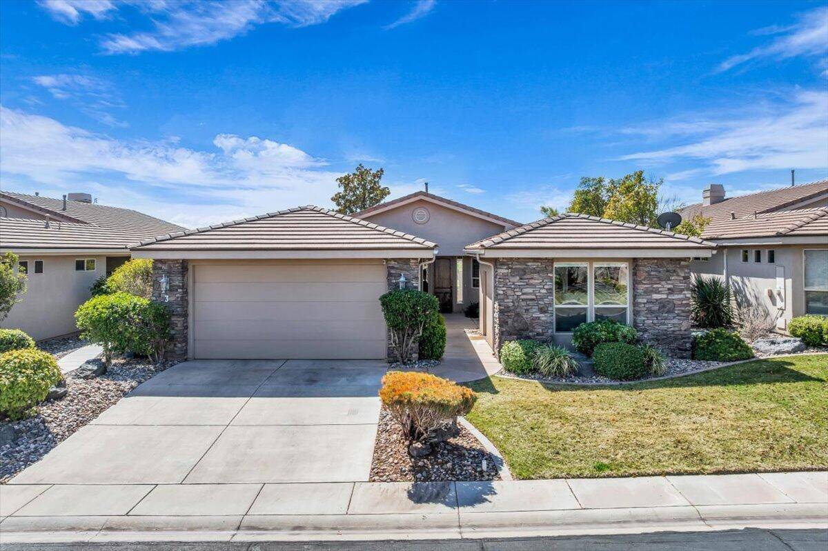 St George, UT 84770,409 N Country LN 3