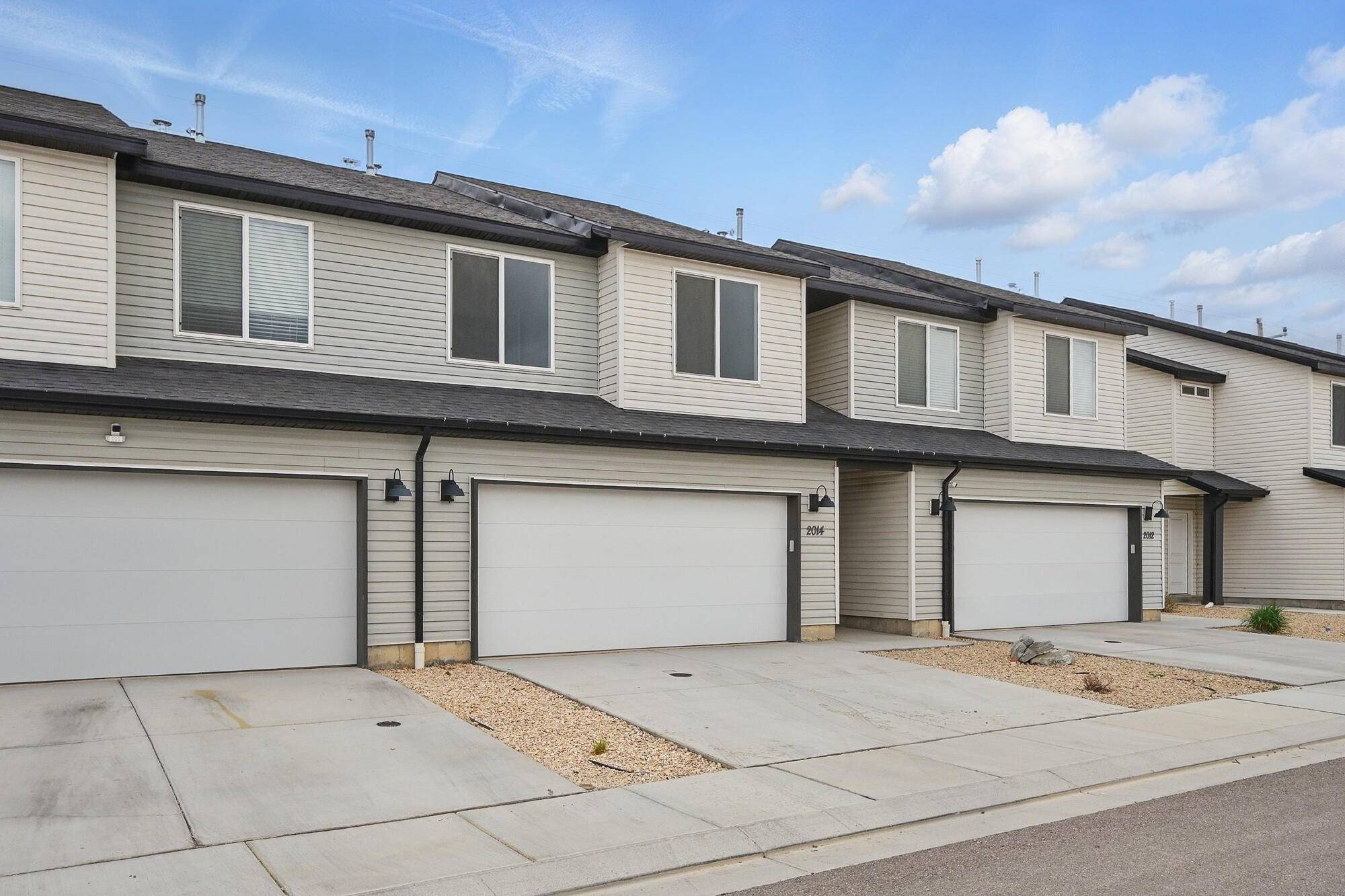 Cedar City, UT 84721,2014 N 350 W 83