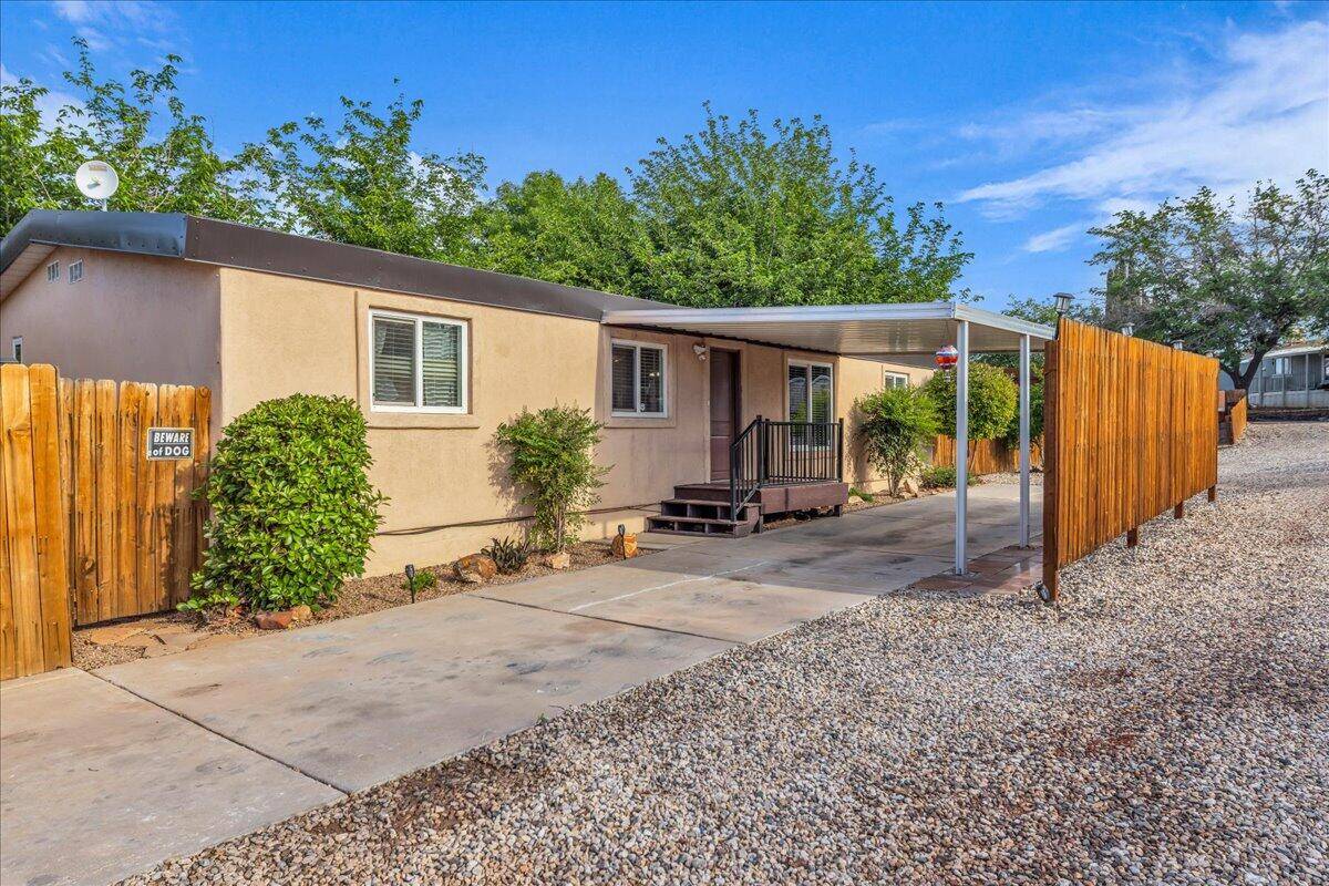 St George, UT 84770,2061 W 1425 N