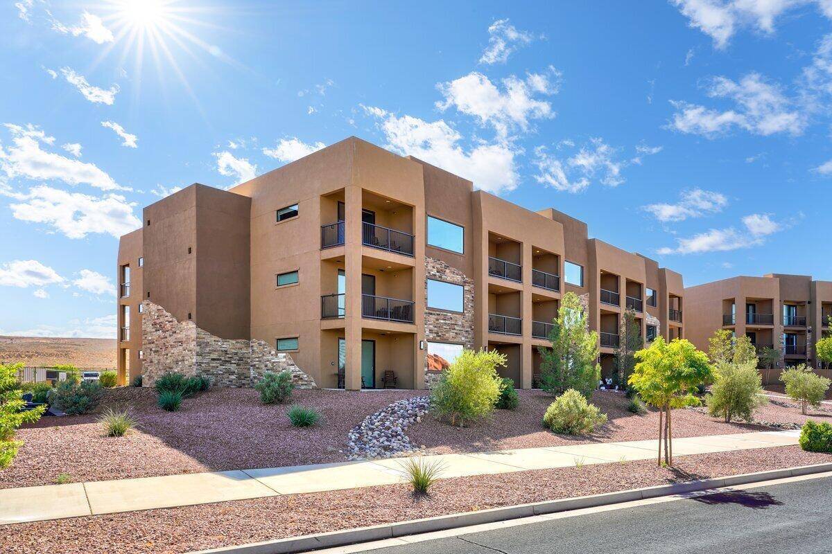 Hurricane, UT 84737,5160 W VILLAS N 6305