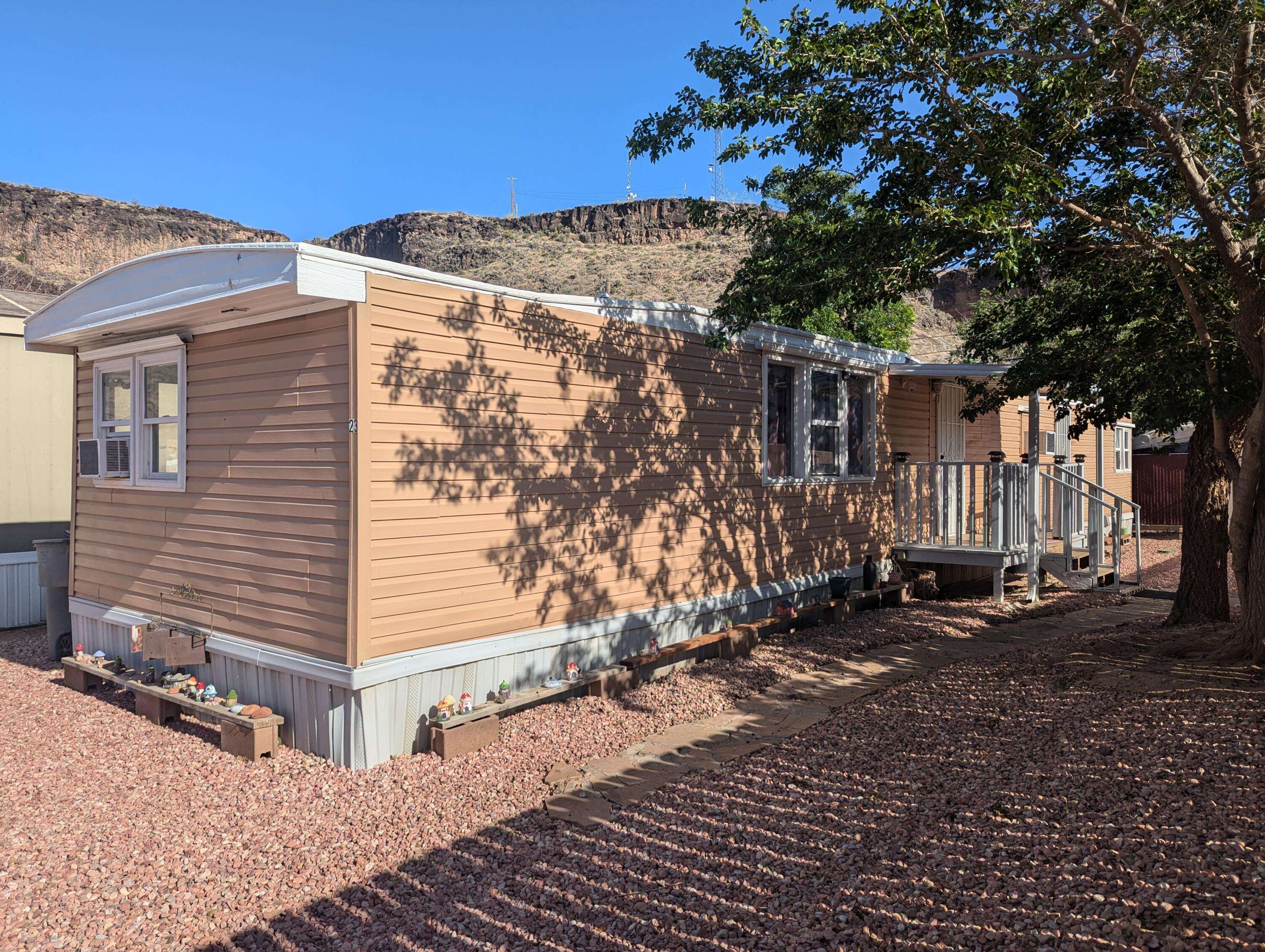 Hurricane, UT 84737,590 N STATE STREET 23