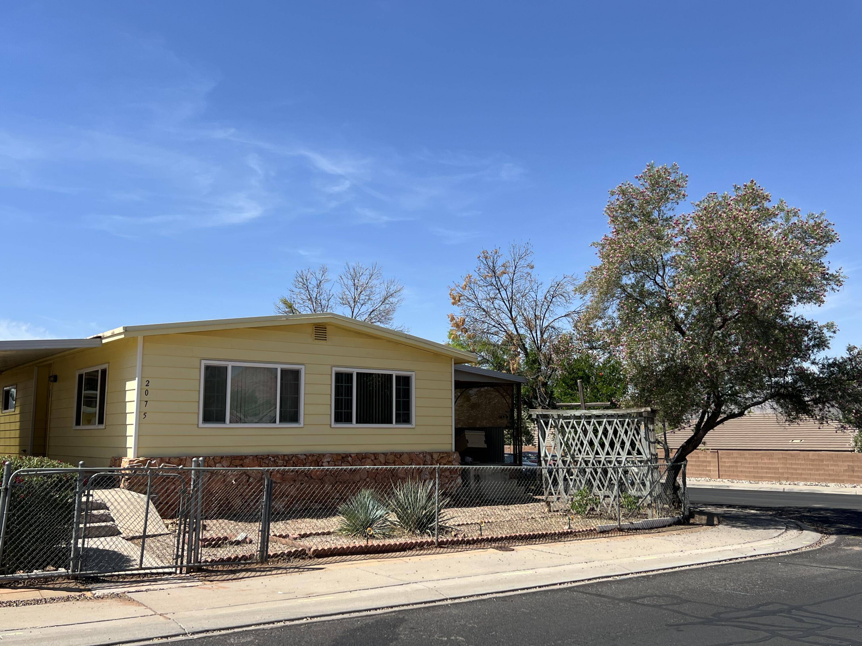 St George, UT 84770,2075 W 1465 N